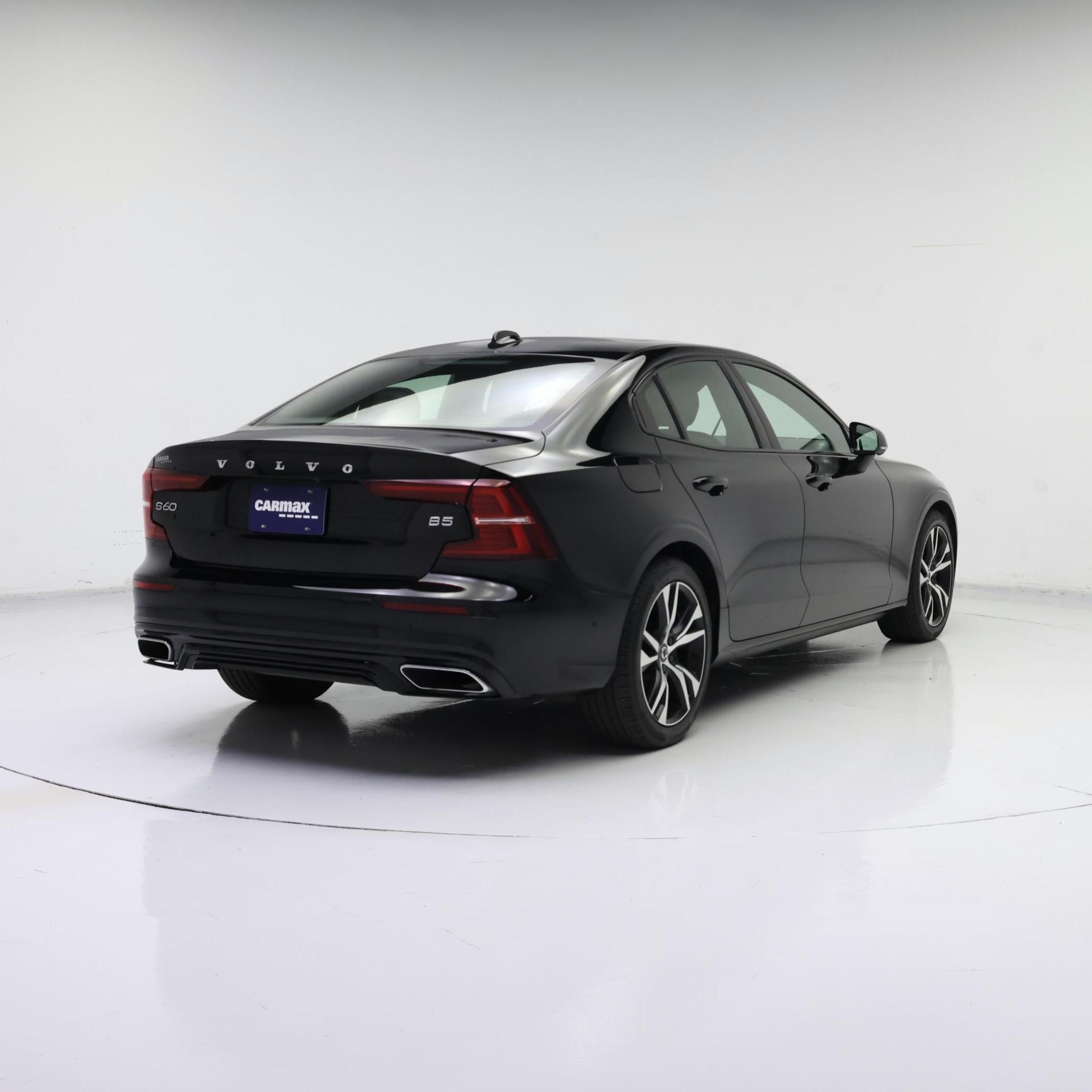 Thumbnail: 2022 Volvo S60 - 8