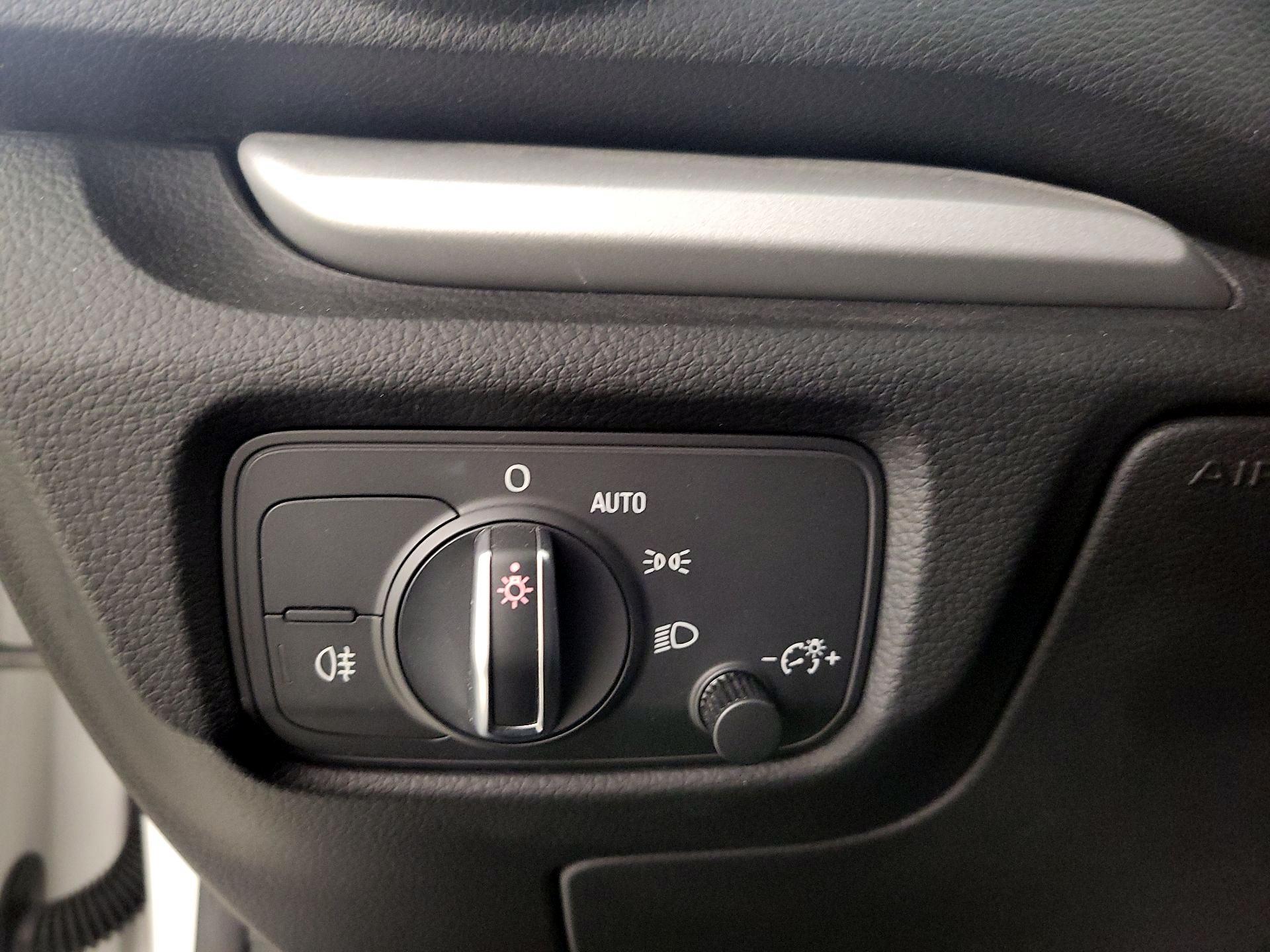 Thumbnail: 2016 Audi A3 - 13