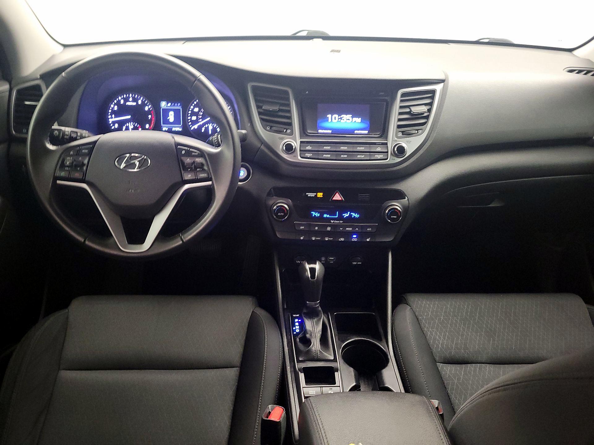 Thumbnail: 2017 Hyundai Tucson - 9