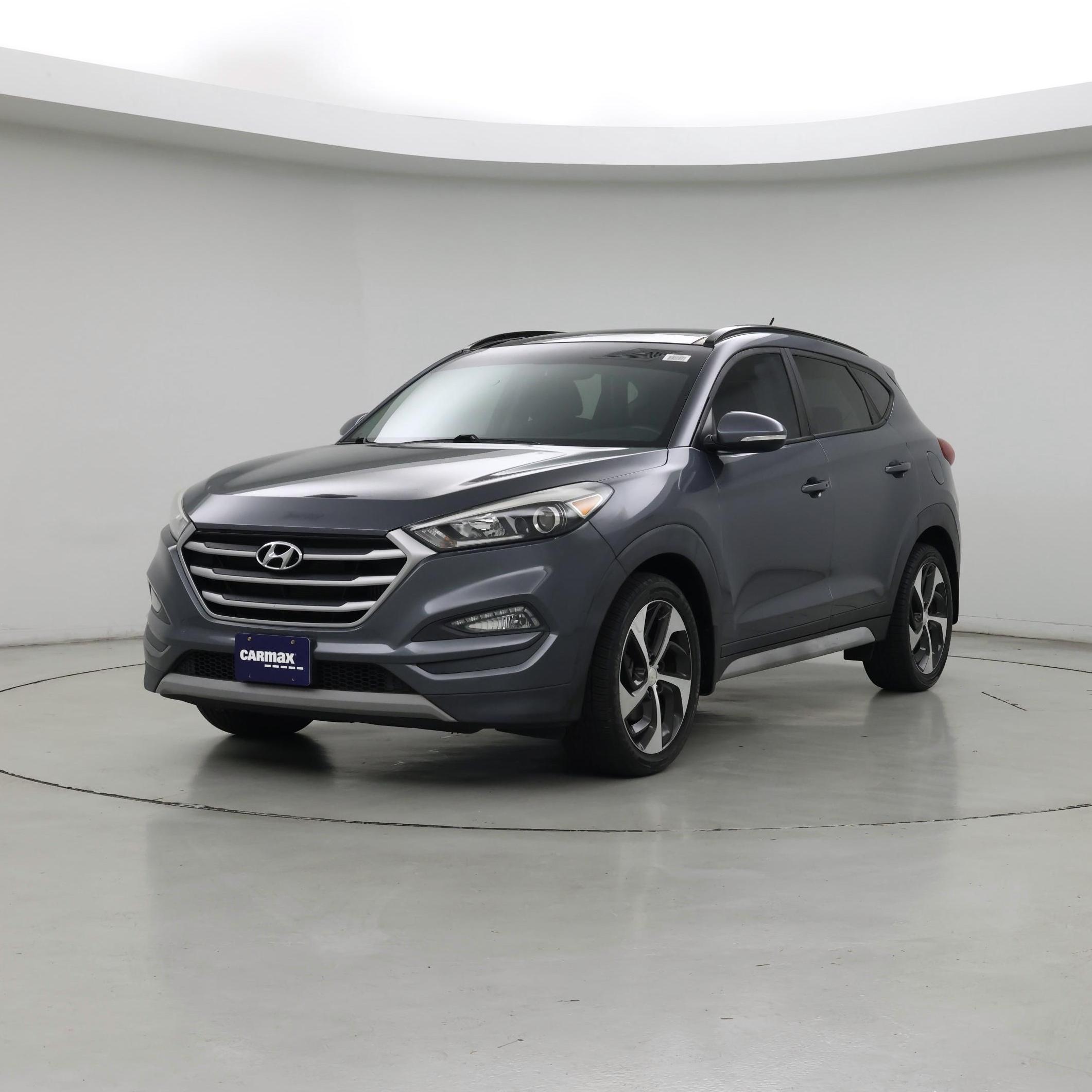 Thumbnail: 2017 Hyundai Tucson - 4