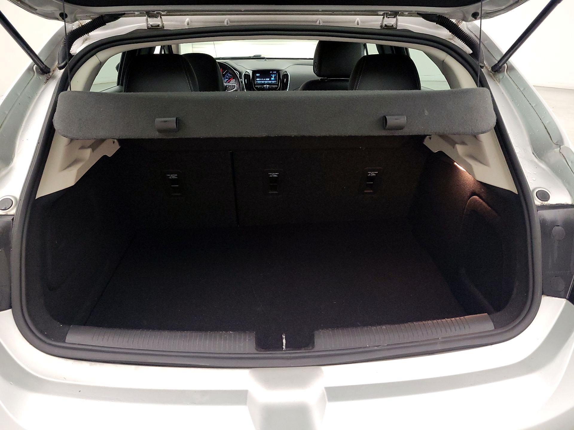 Thumbnail: 2018 Chevrolet Cruze - 20