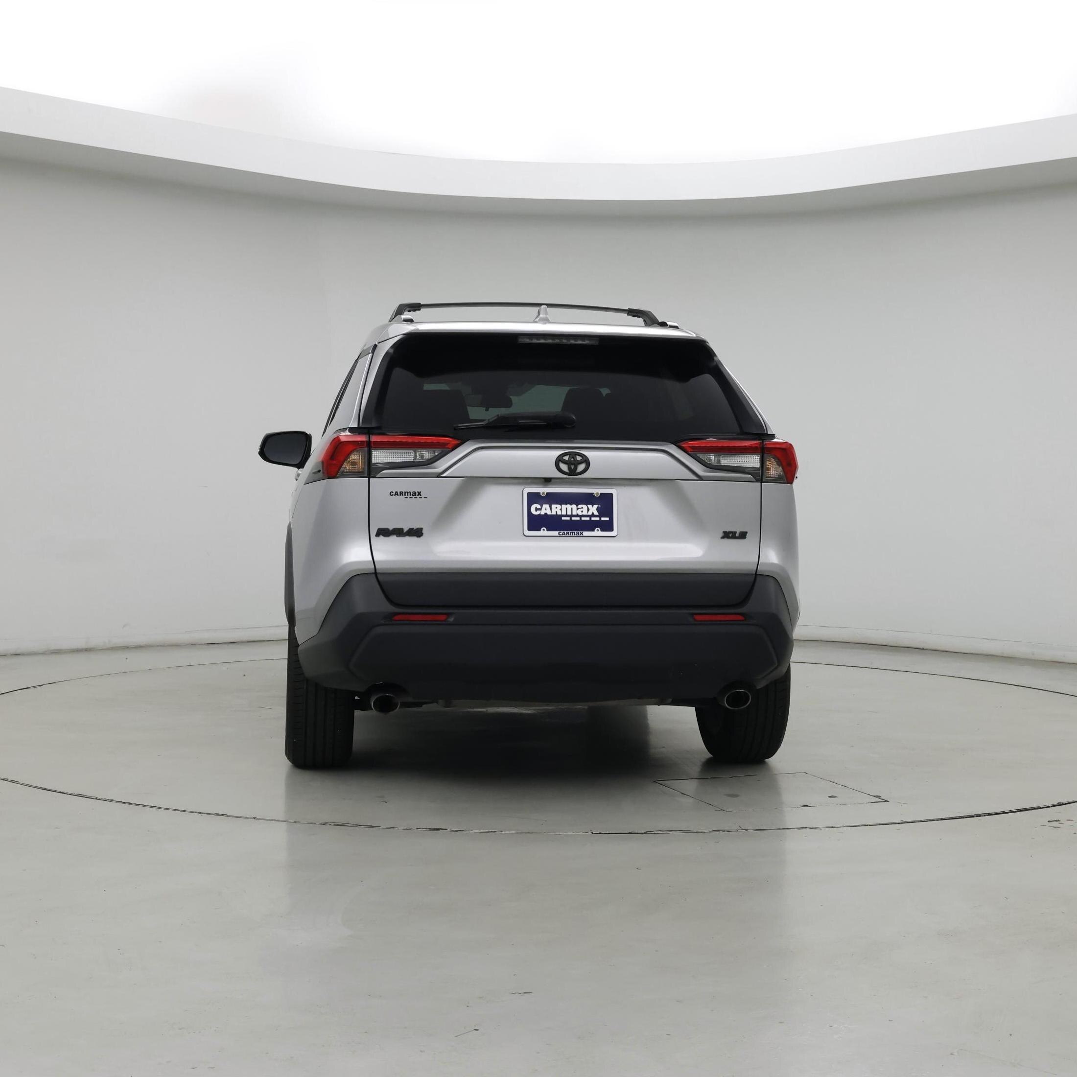 Thumbnail: 2021 Toyota RAV4 - 6