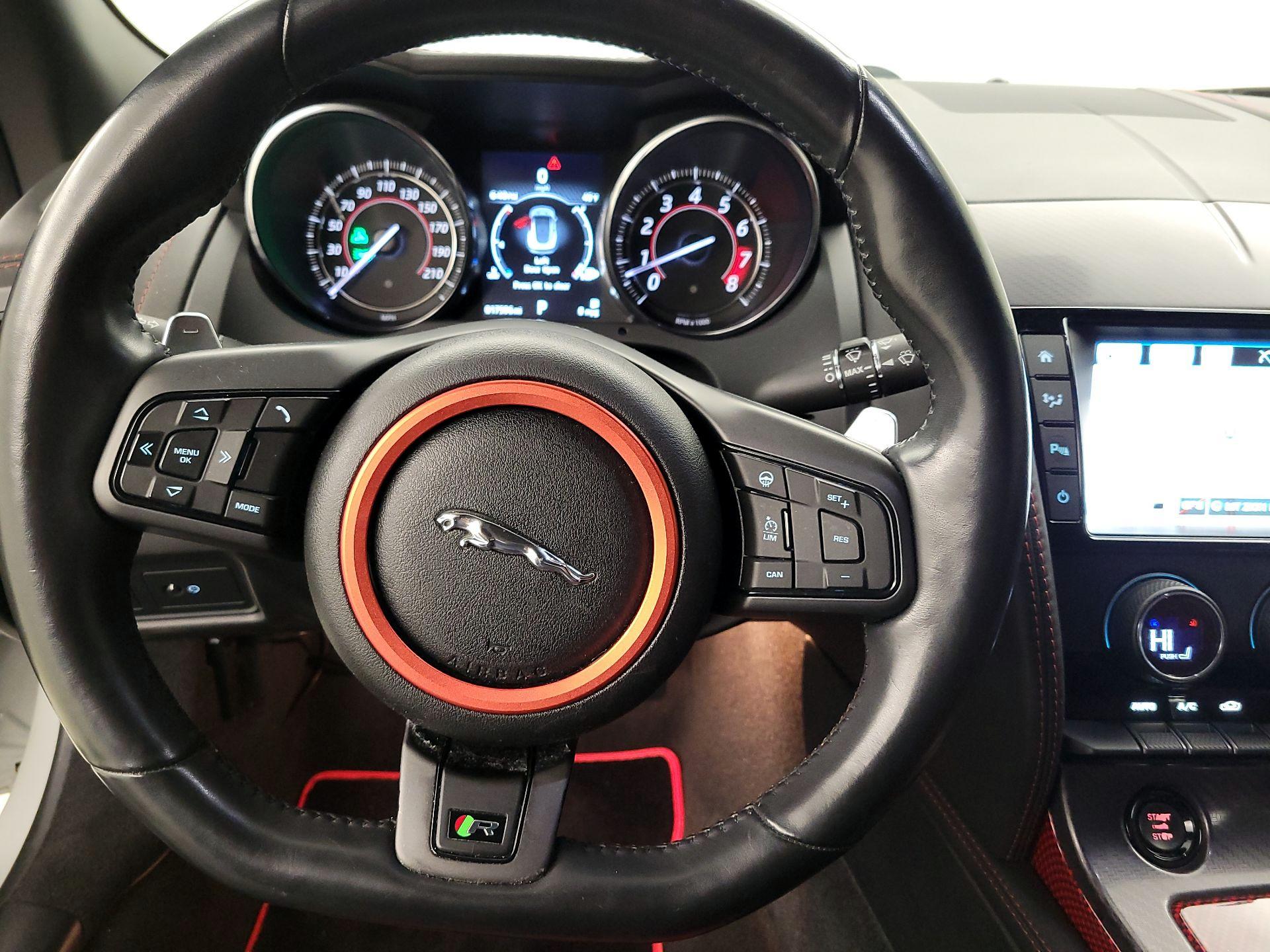 Thumbnail: 2016 Jaguar F-Type - 10