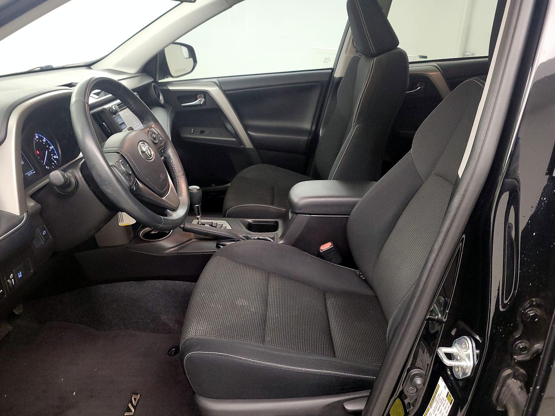 Thumbnail: 2017 Toyota RAV4 - 11