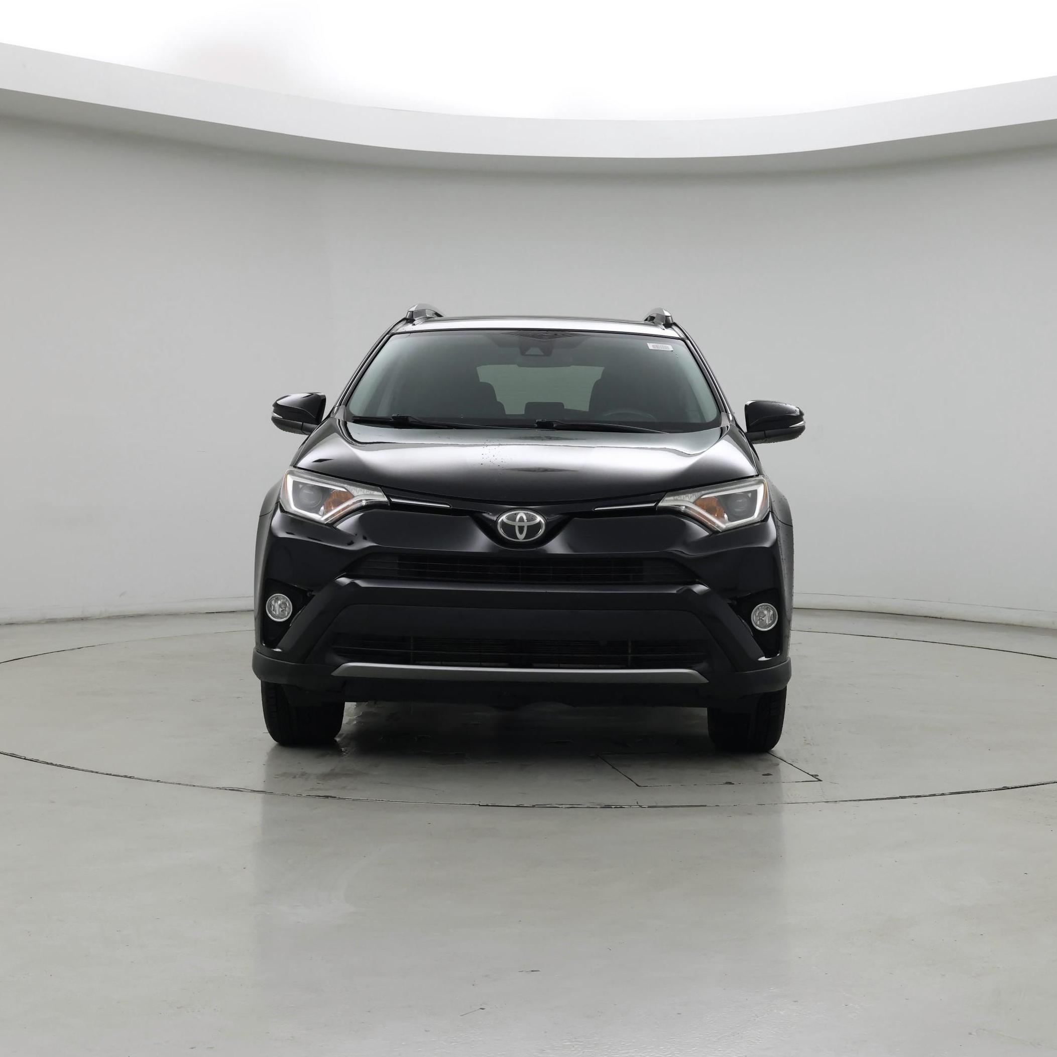 Thumbnail: 2017 Toyota RAV4 - 5