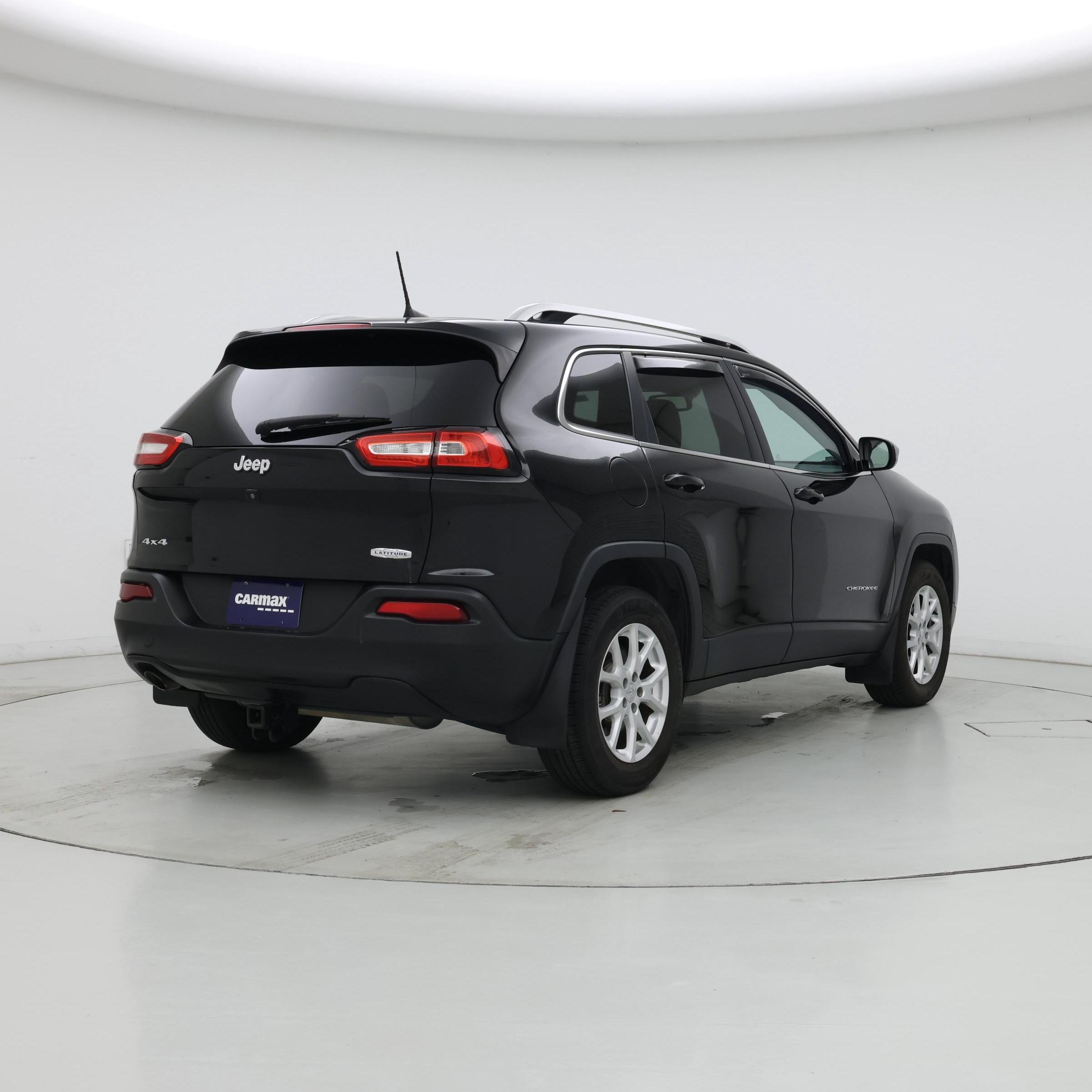 Thumbnail: 2018 Jeep Cherokee - 8