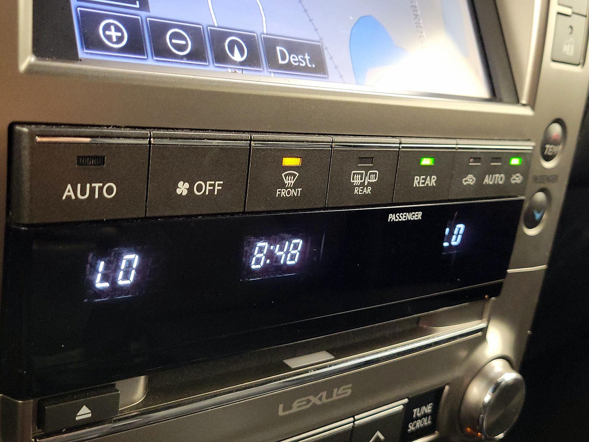 Thumbnail: 2020 Lexus GX - 17