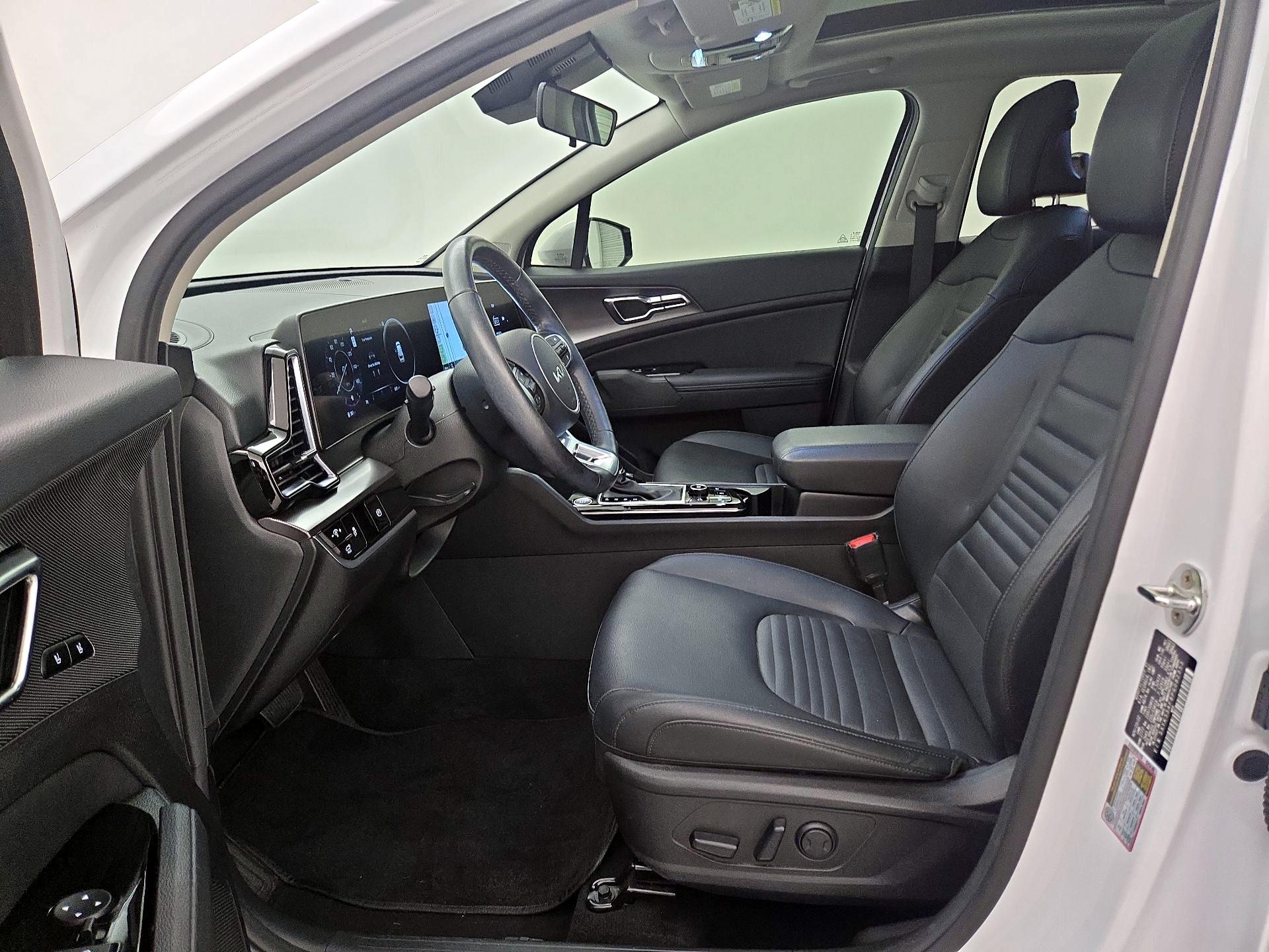 Thumbnail: 2023 Kia Sportage - 11