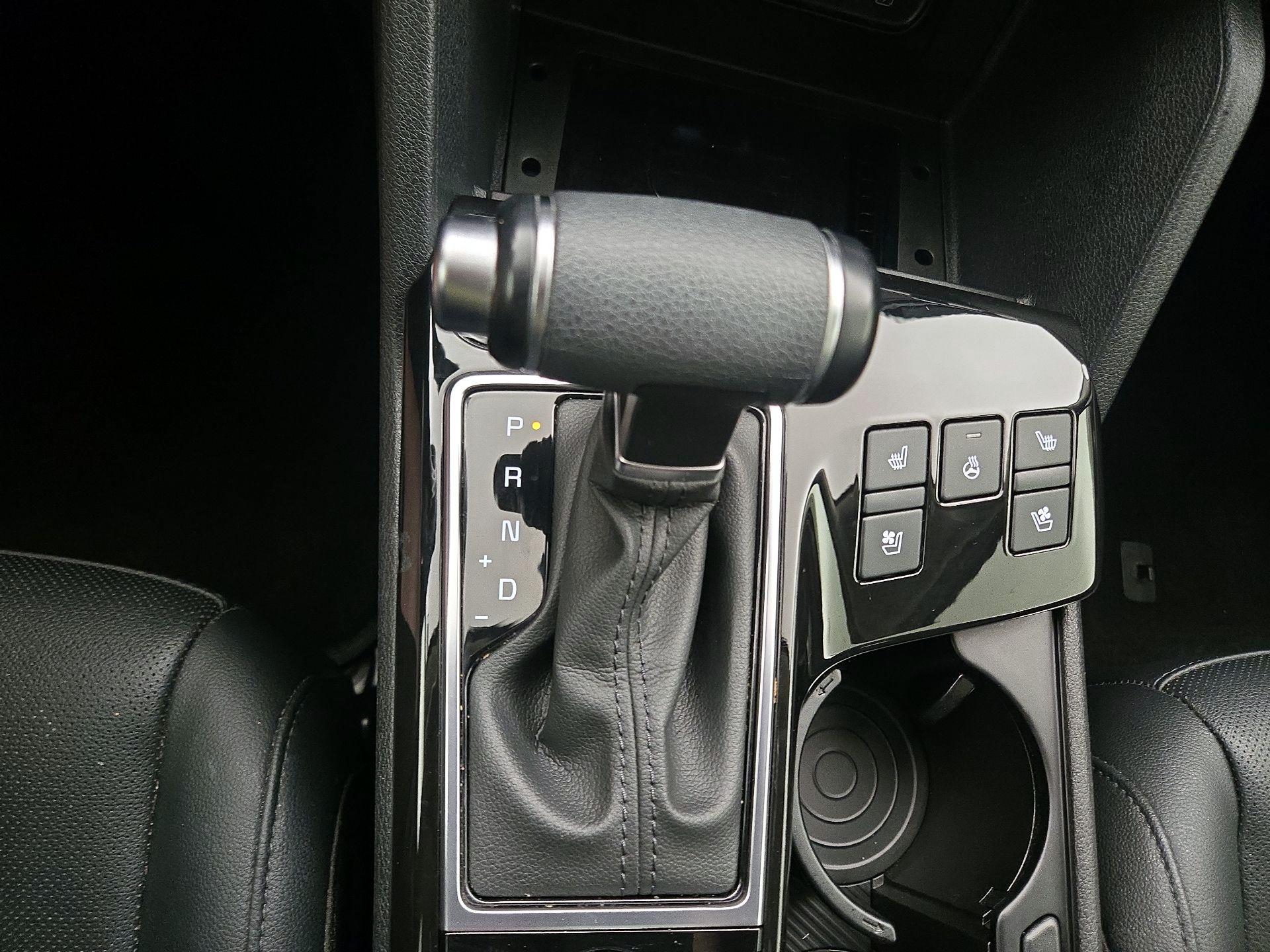 Thumbnail: 2023 Kia Sportage - 18