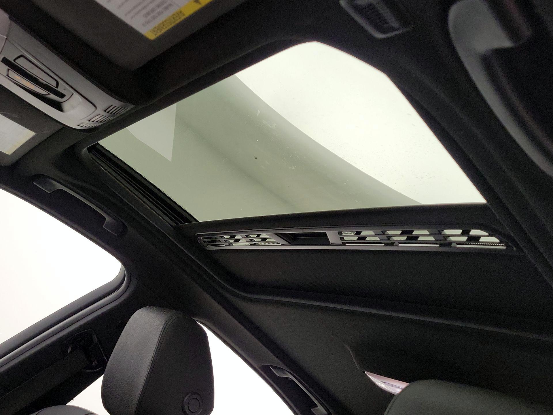 Thumbnail: 2018 BMW 3 Series - 19