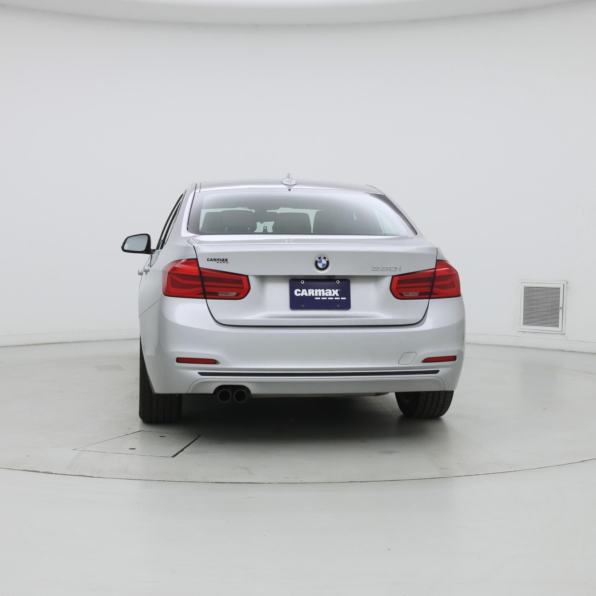 Thumbnail: 2018 BMW 3 Series - 6