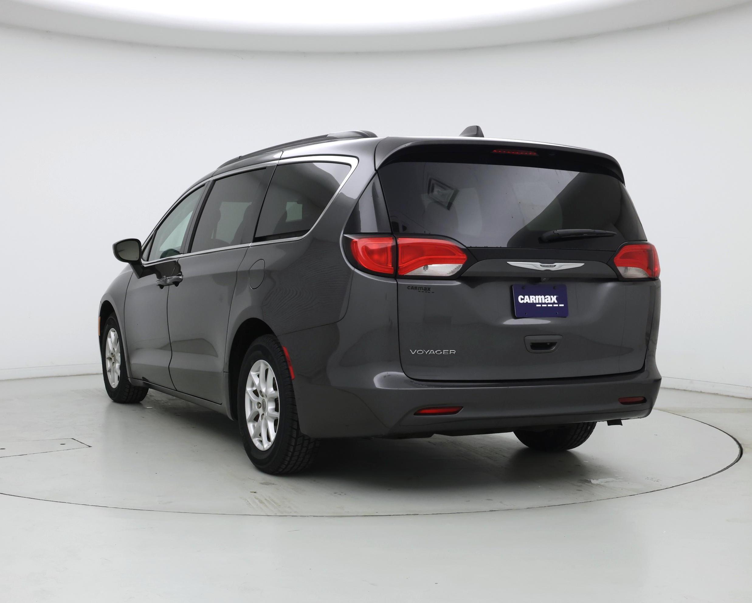 Thumbnail: 2021 Chrysler Voyager - 2