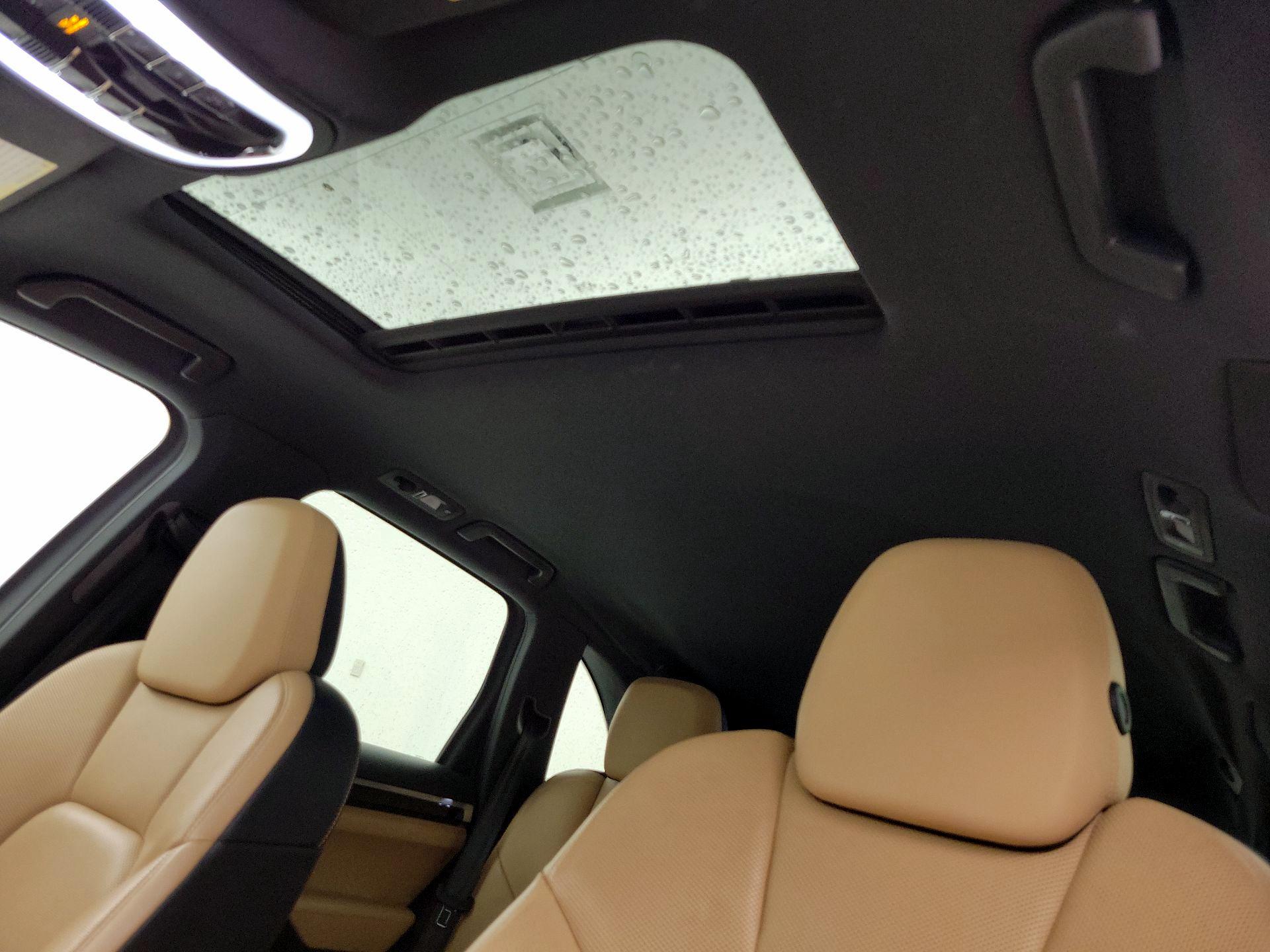 Thumbnail: 2016 Porsche Cayenne - 20