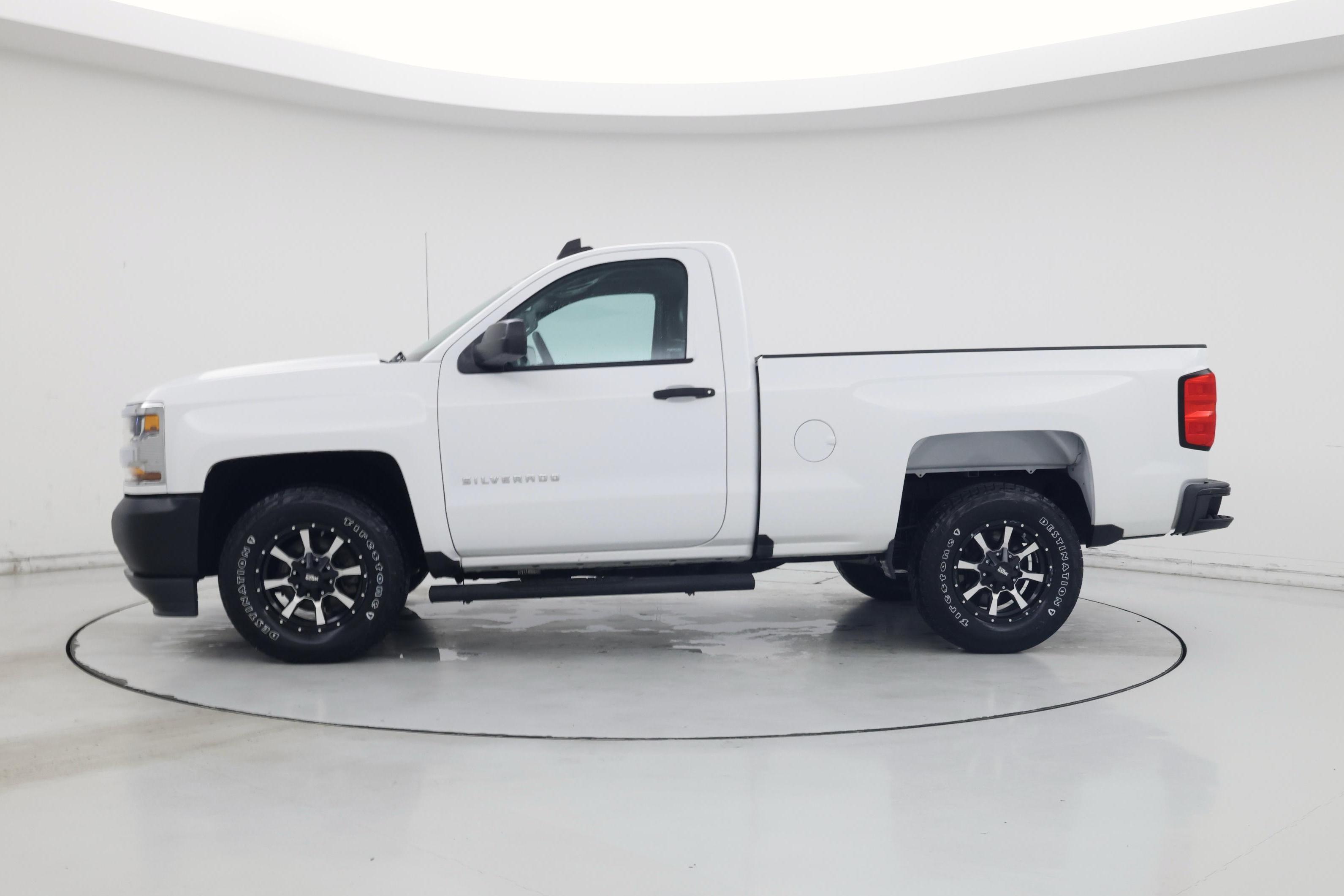 Thumbnail: 2017 Chevrolet Silverado 1500 - 3