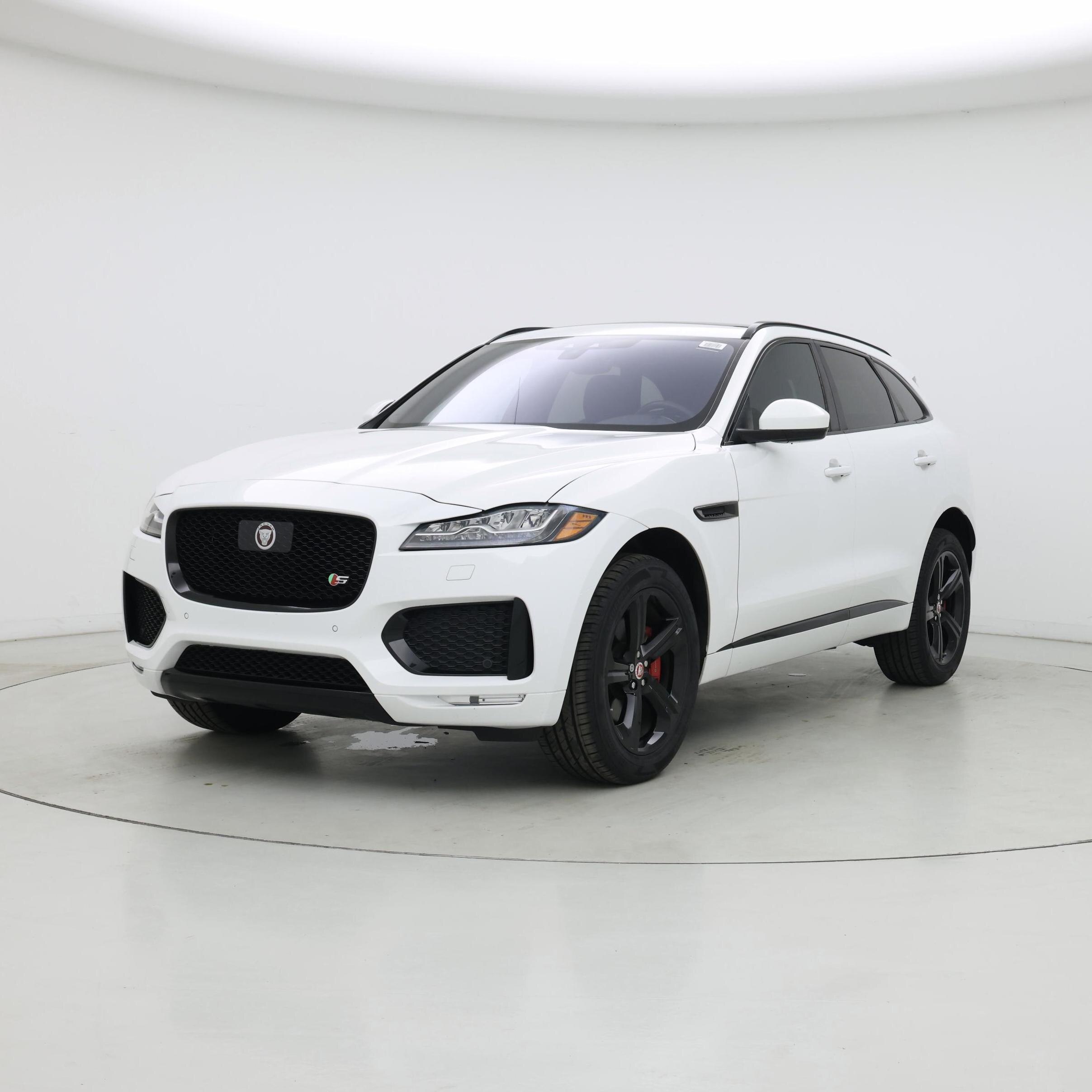 Thumbnail: 2019 Jaguar F-Pace - 4