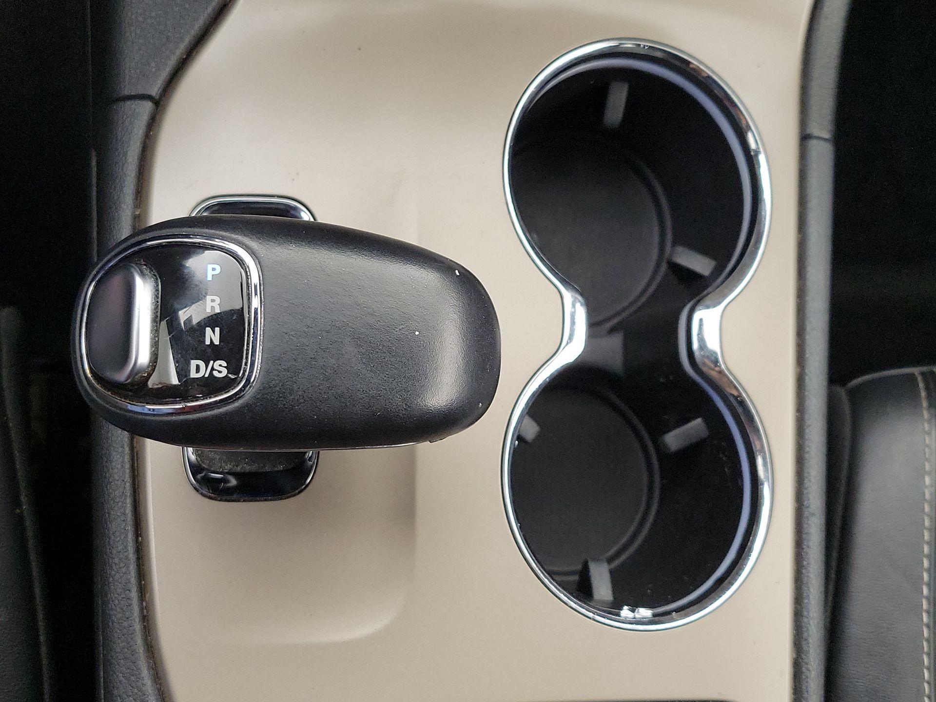 Thumbnail: 2014 Jeep Grand Cherokee - 18