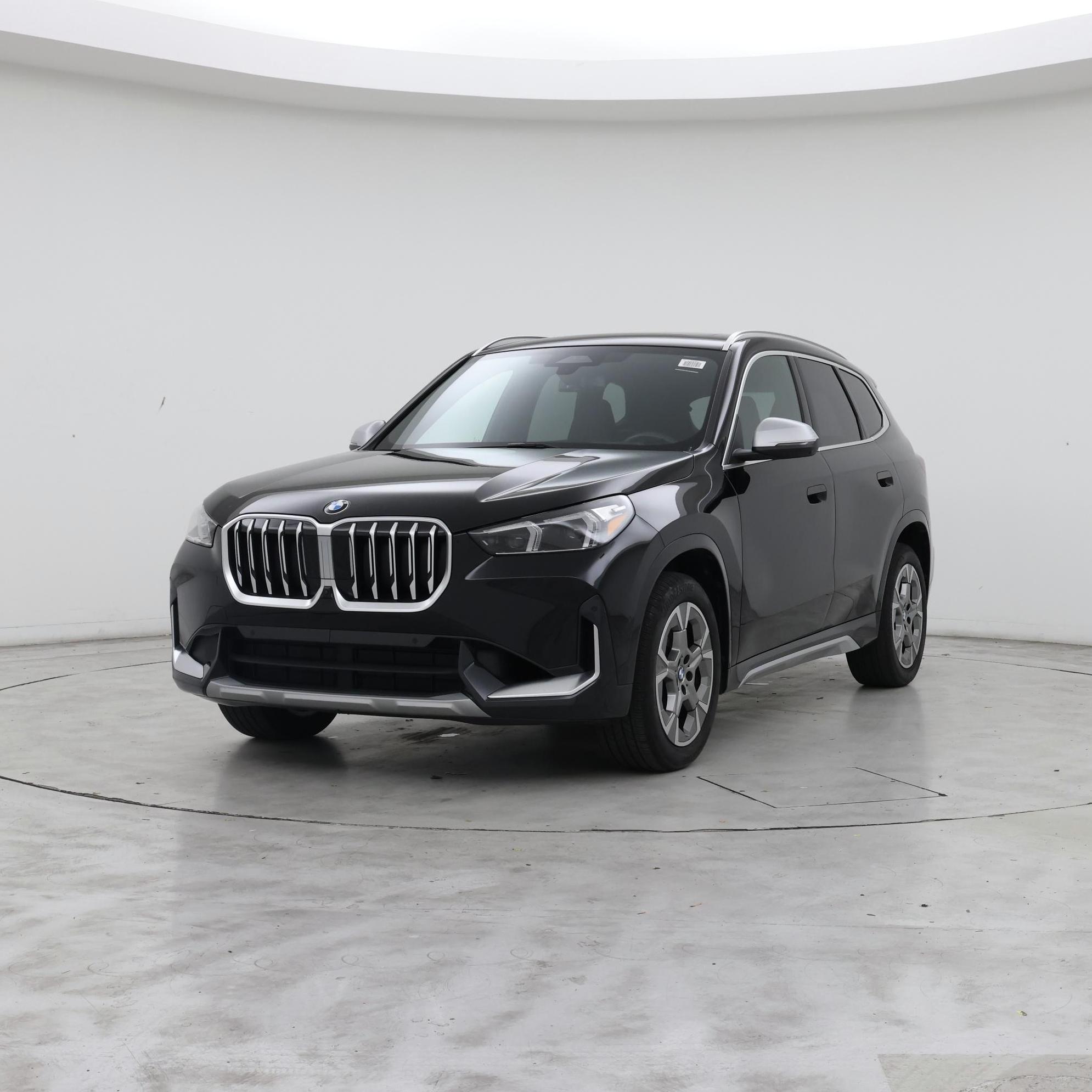 Thumbnail: 2023 BMW X1 - 4