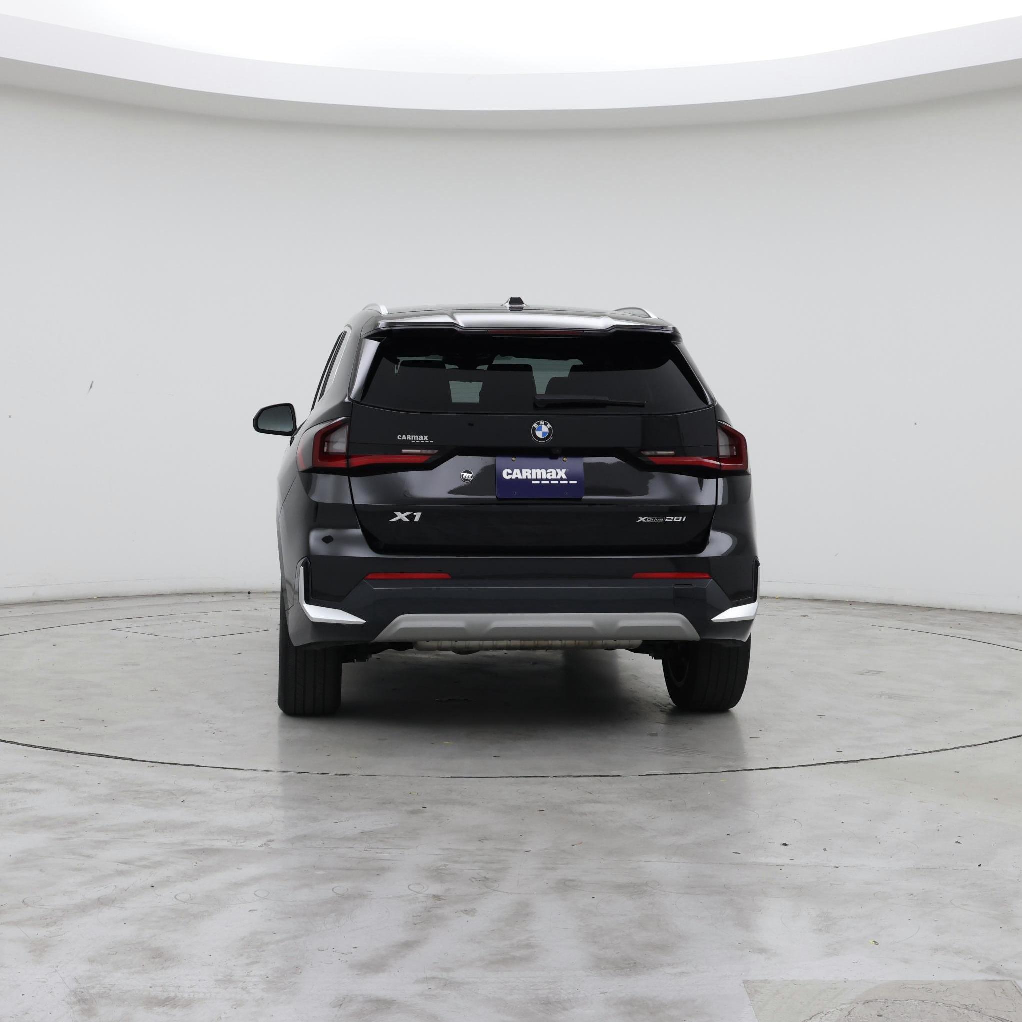 Thumbnail: 2023 BMW X1 - 6