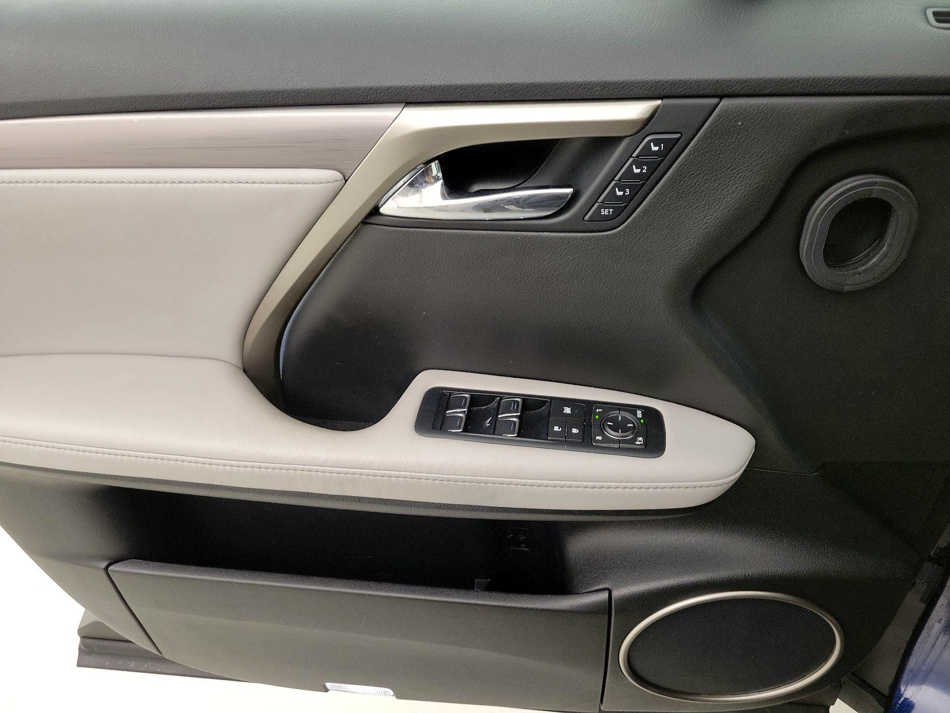 Thumbnail: 2016 Lexus RX - 12