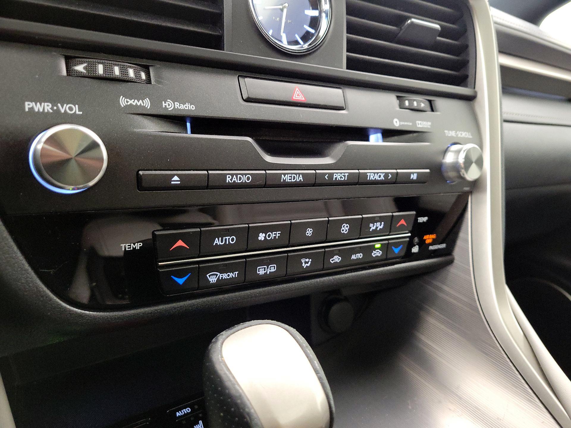 Thumbnail: 2016 Lexus RX - 17