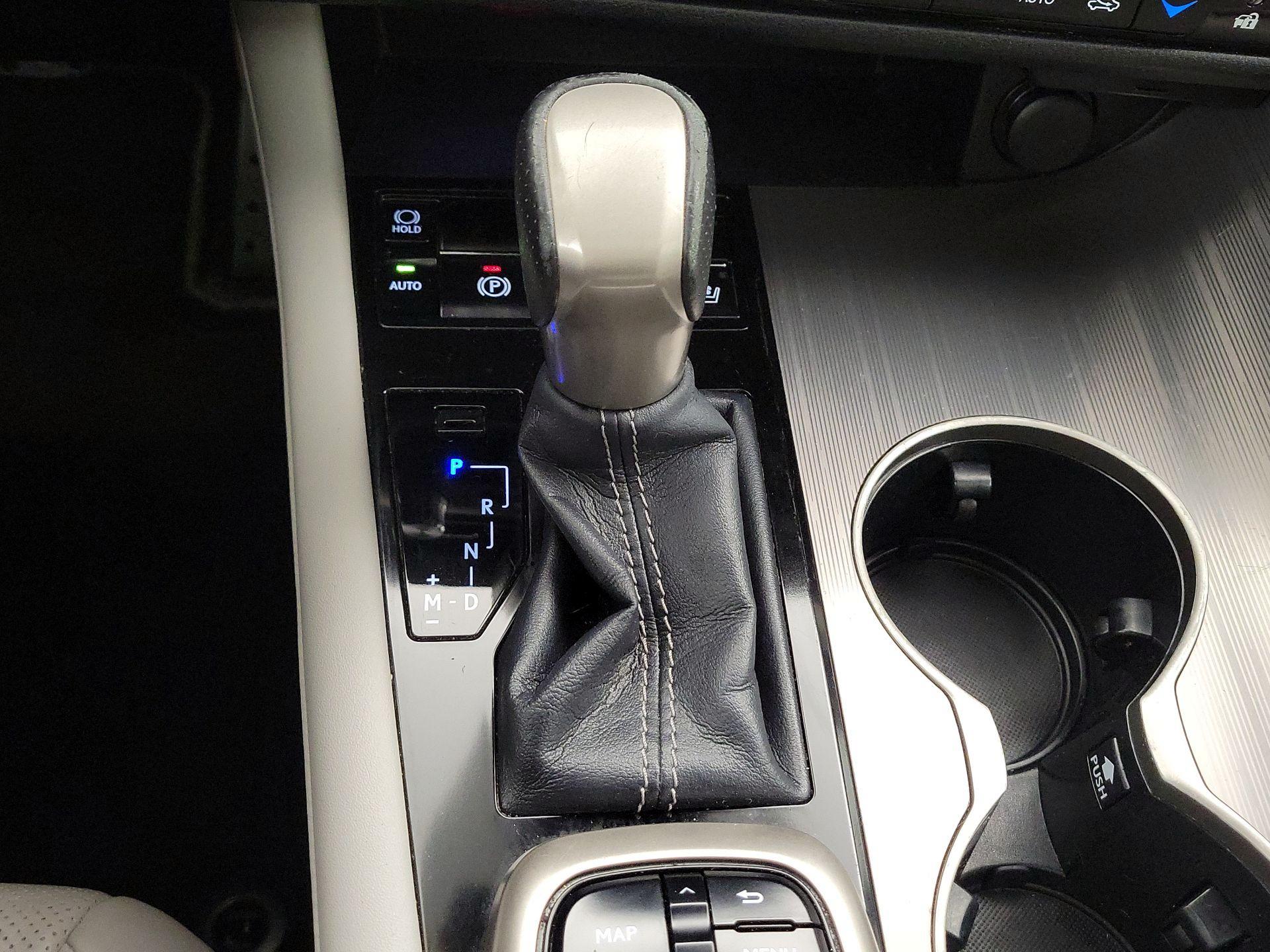 Thumbnail: 2016 Lexus RX - 18