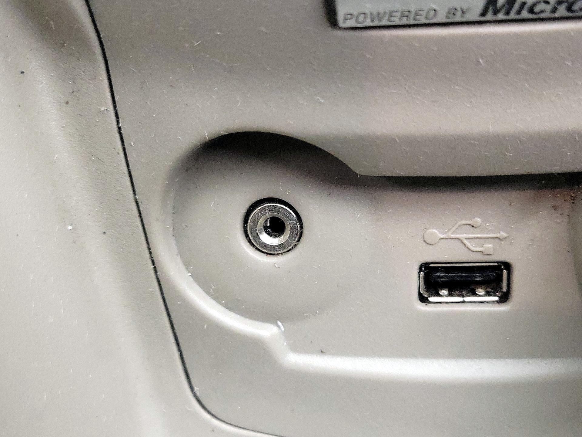 Thumbnail: 2015 Ford Fiesta - 17