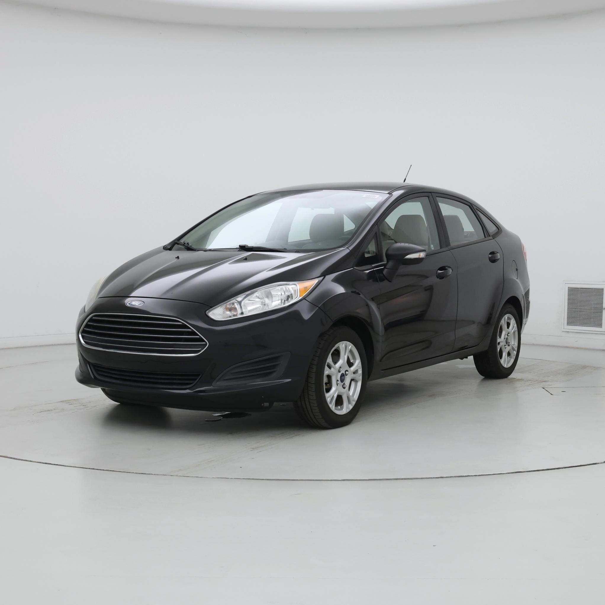 Thumbnail: 2015 Ford Fiesta - 4