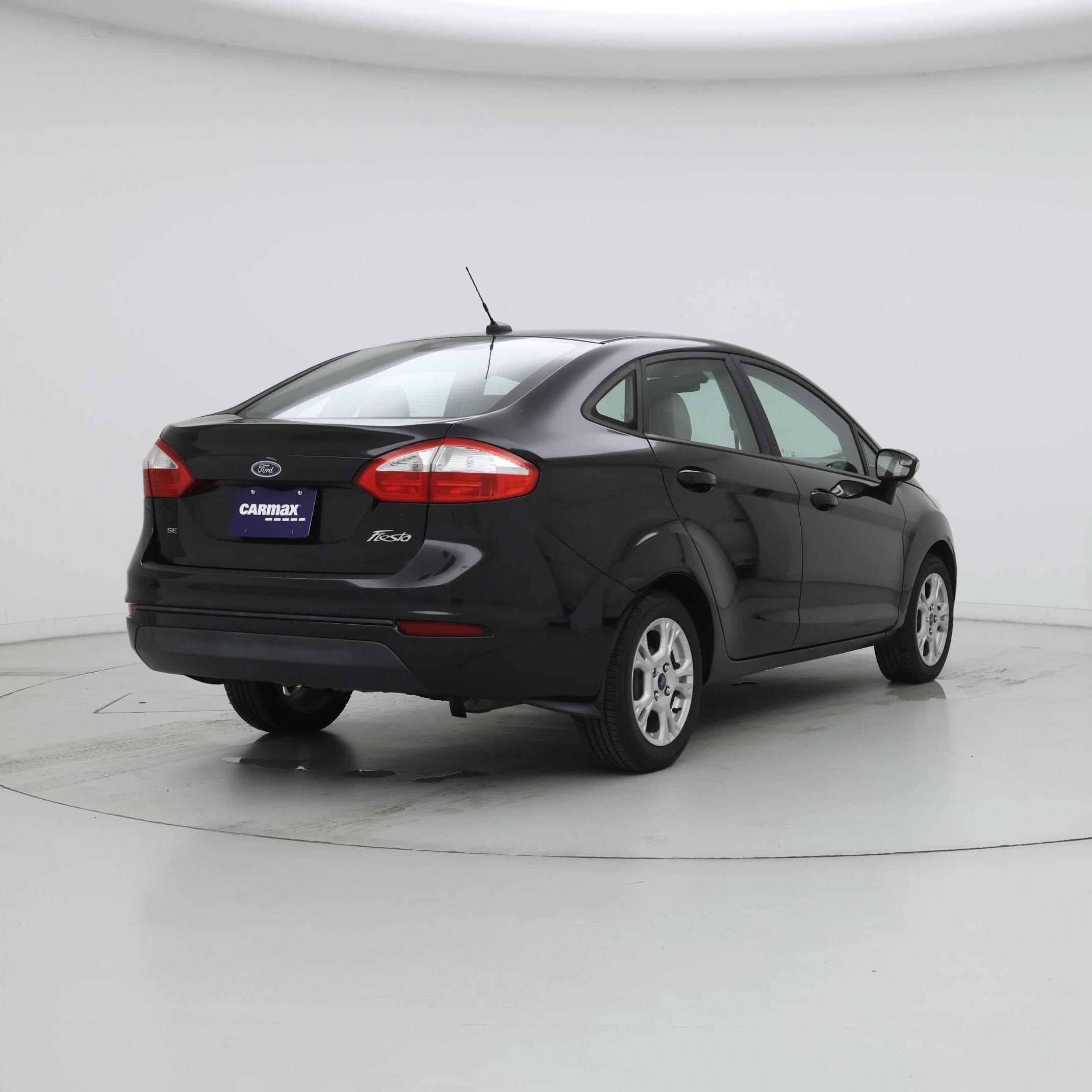 Thumbnail: 2015 Ford Fiesta - 8