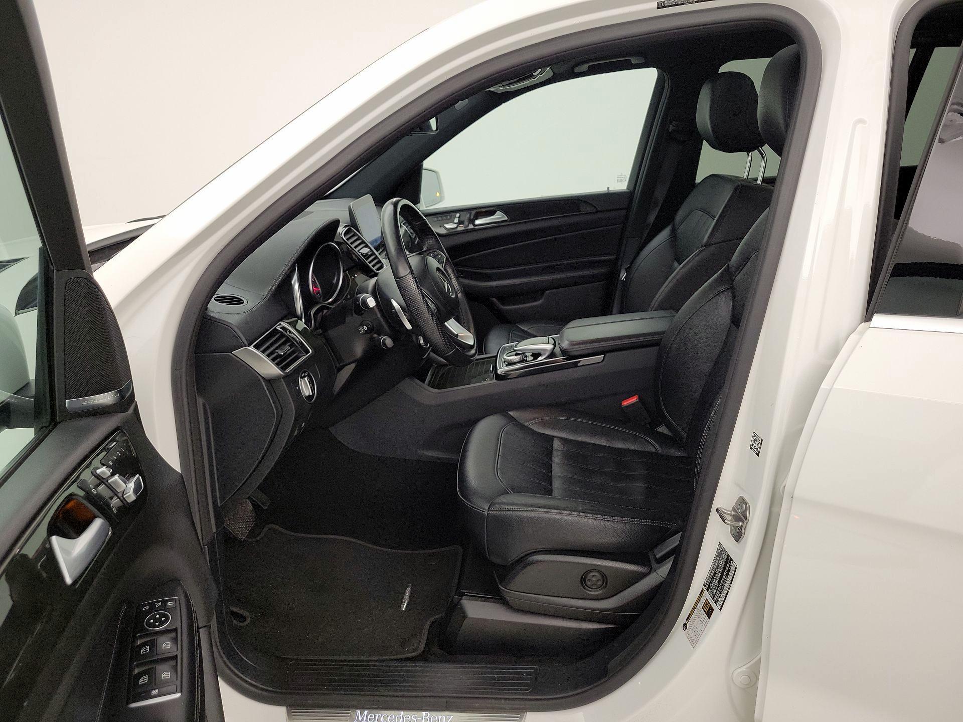 Thumbnail: 2018 Mercedes-Benz GLS - 11