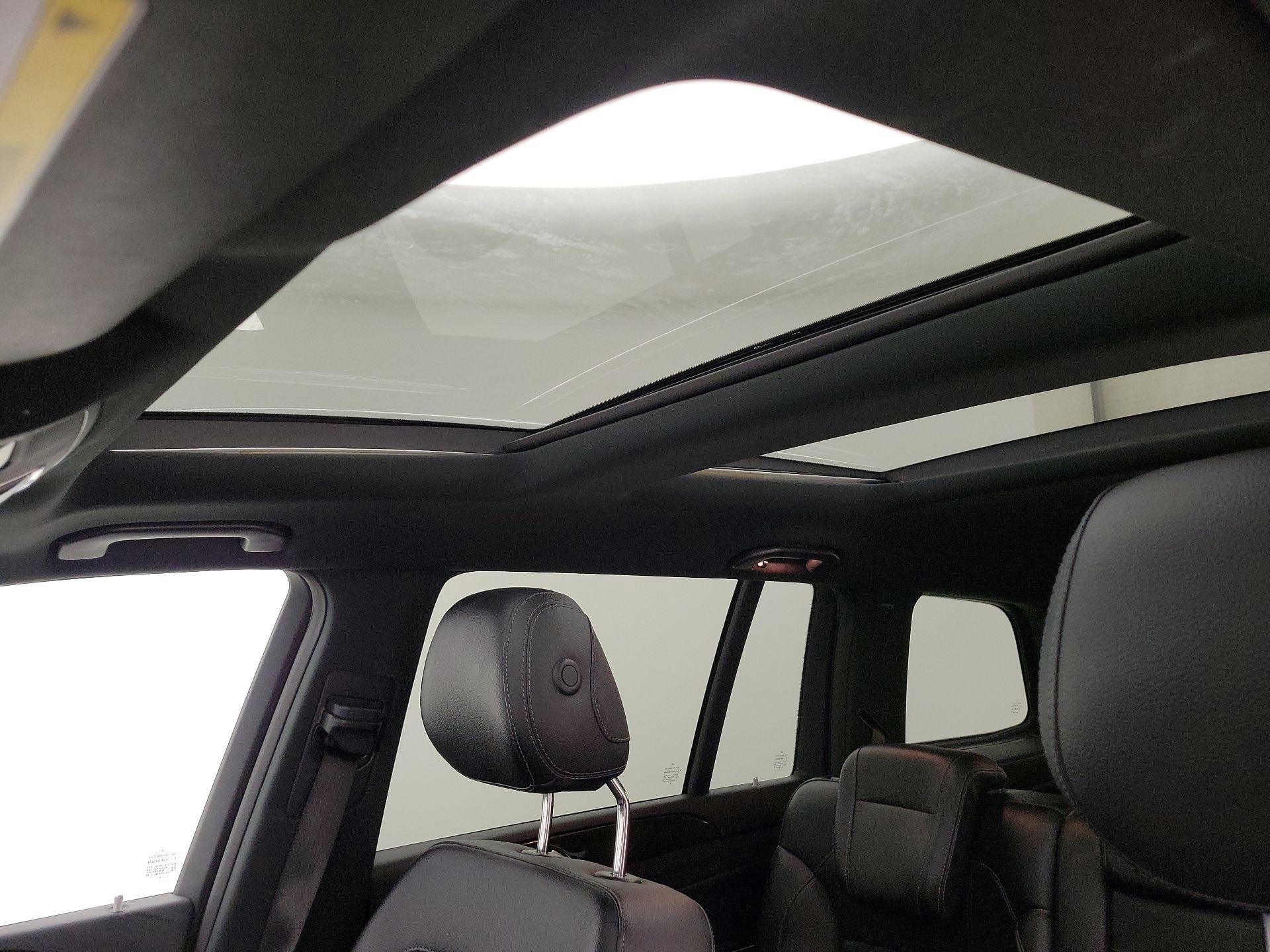 Thumbnail: 2018 Mercedes-Benz GLS - 20