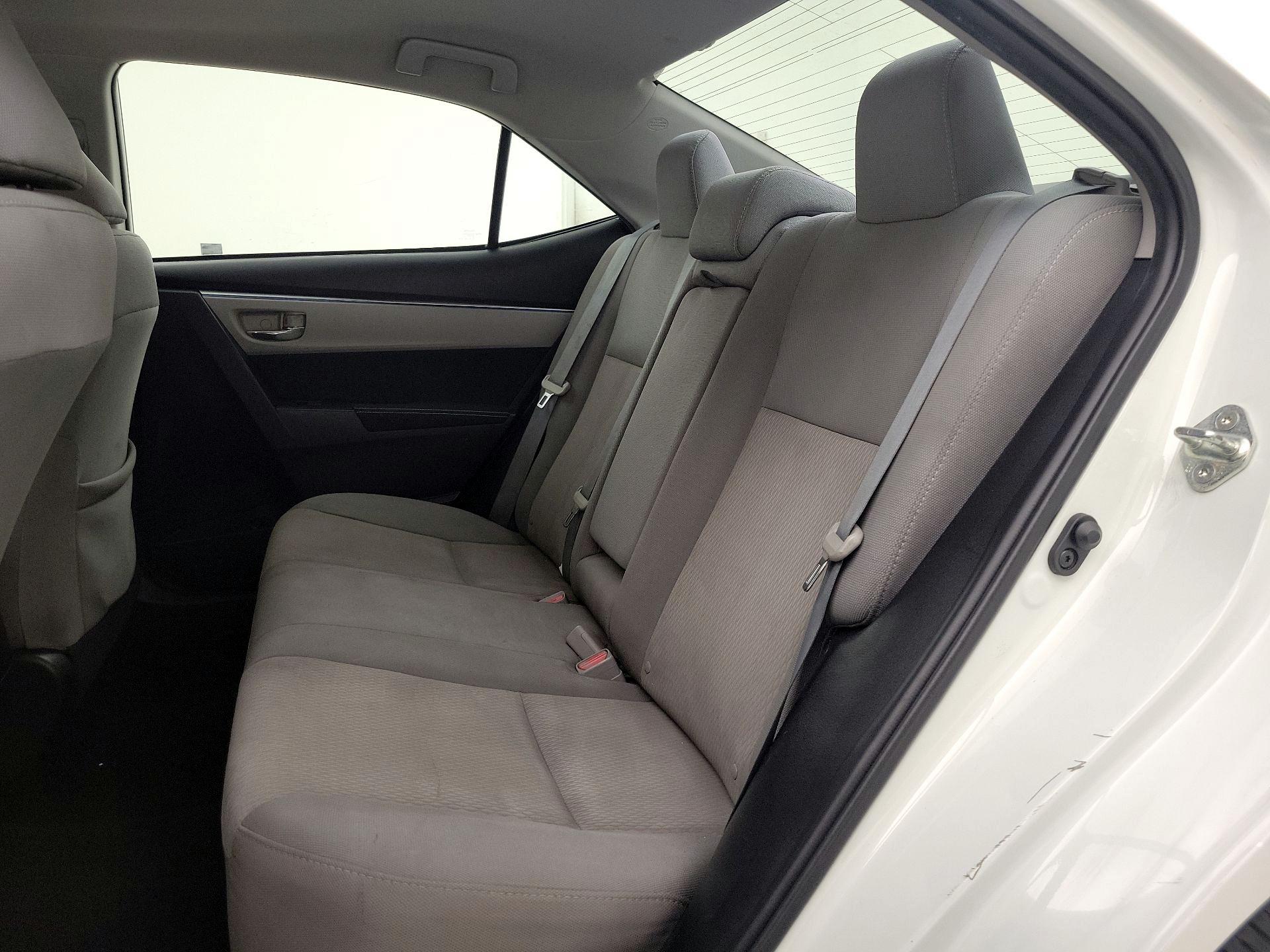 Thumbnail: 2015 Toyota Corolla - 19