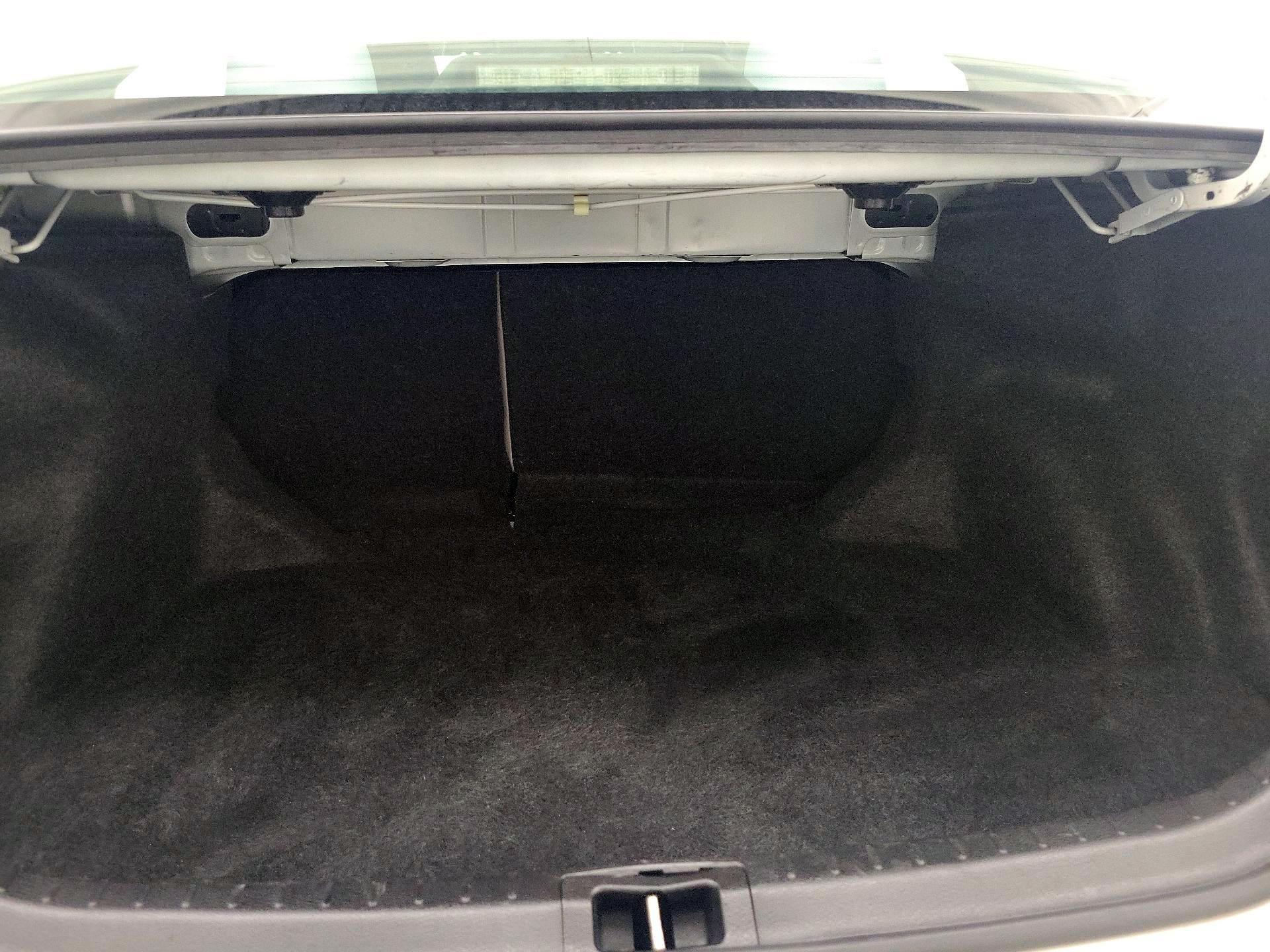 Thumbnail: 2015 Toyota Corolla - 20