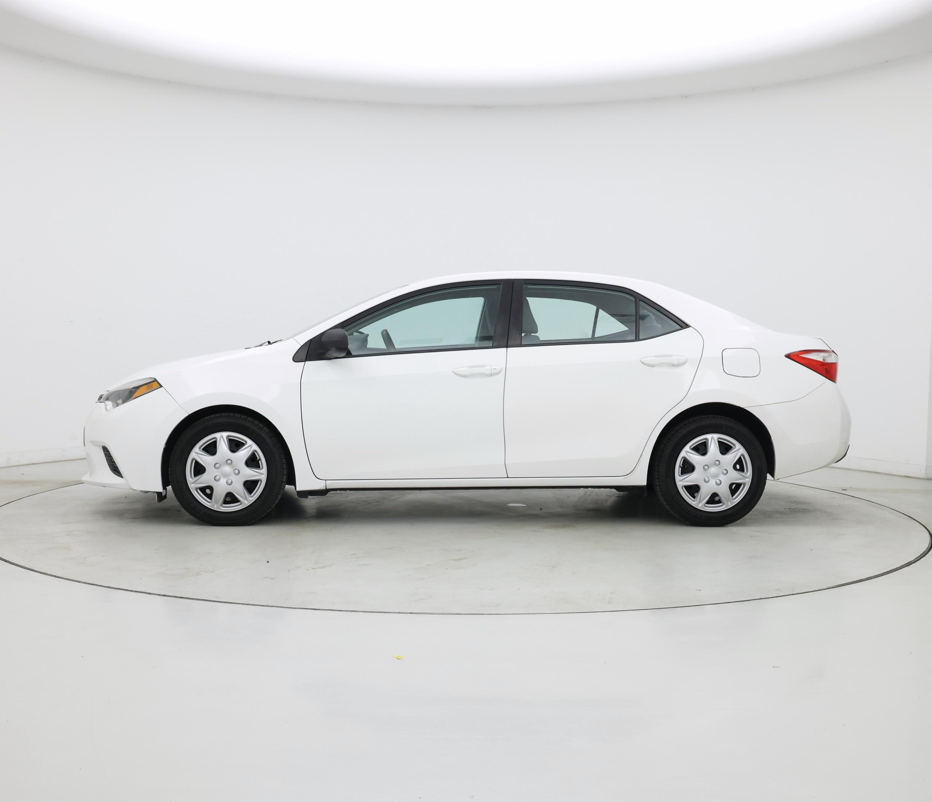 Thumbnail: 2015 Toyota Corolla - 3