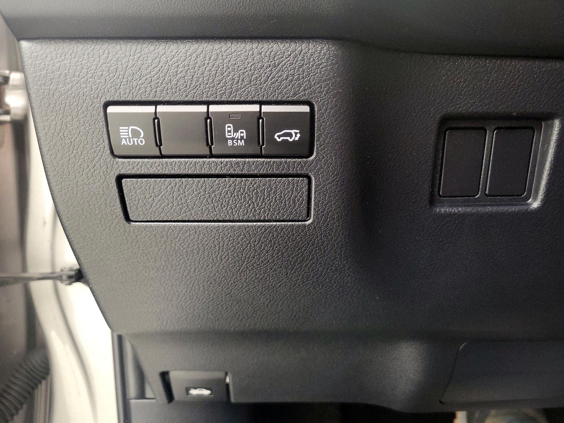 Thumbnail: 2019 Lexus NX - 13