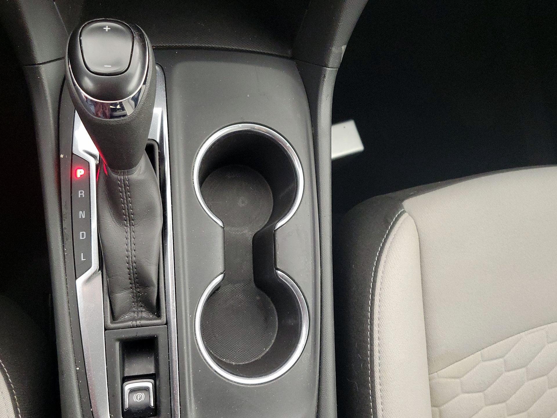 Thumbnail: 2020 Chevrolet Equinox - 17