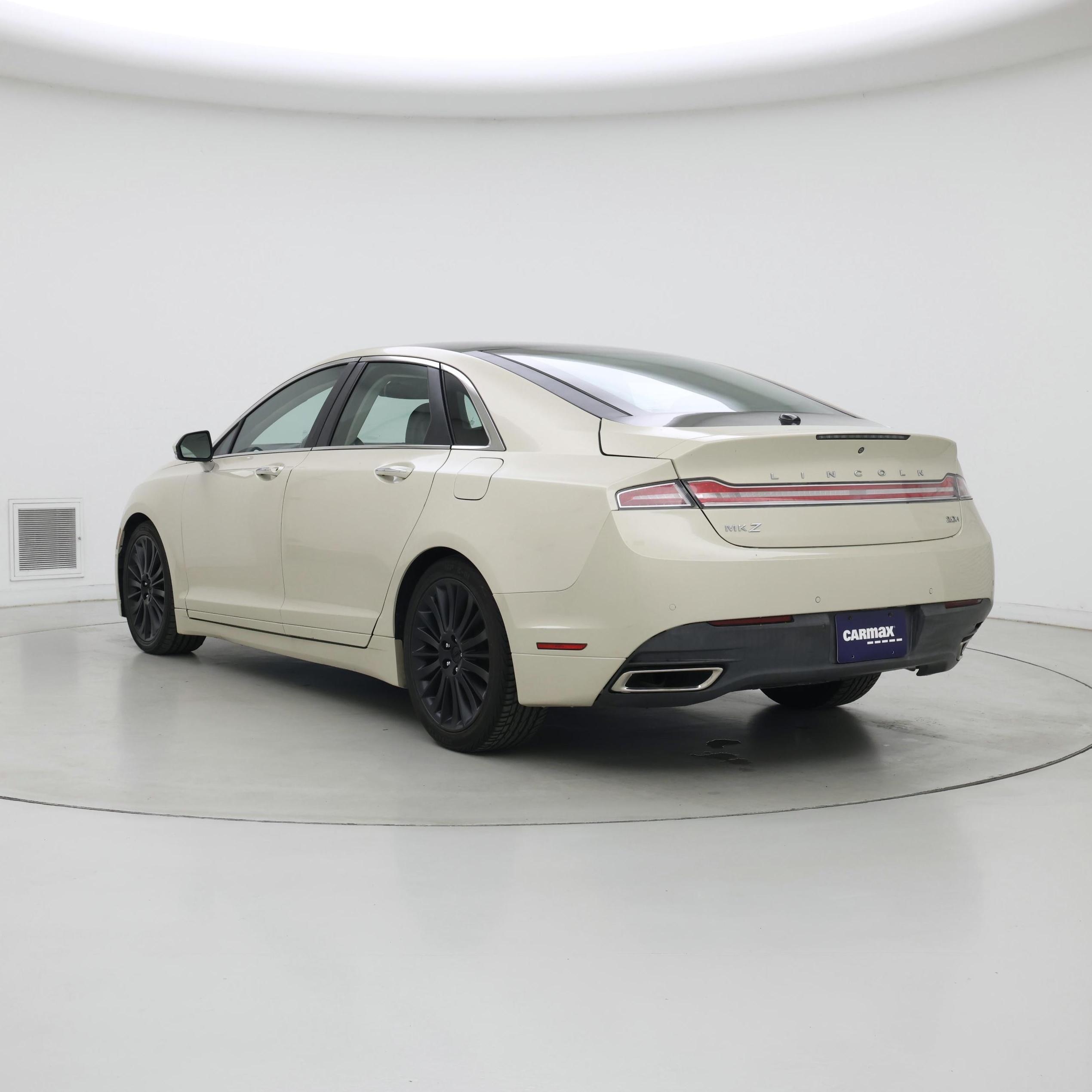 Thumbnail: 2015 Lincoln MKZ - 2