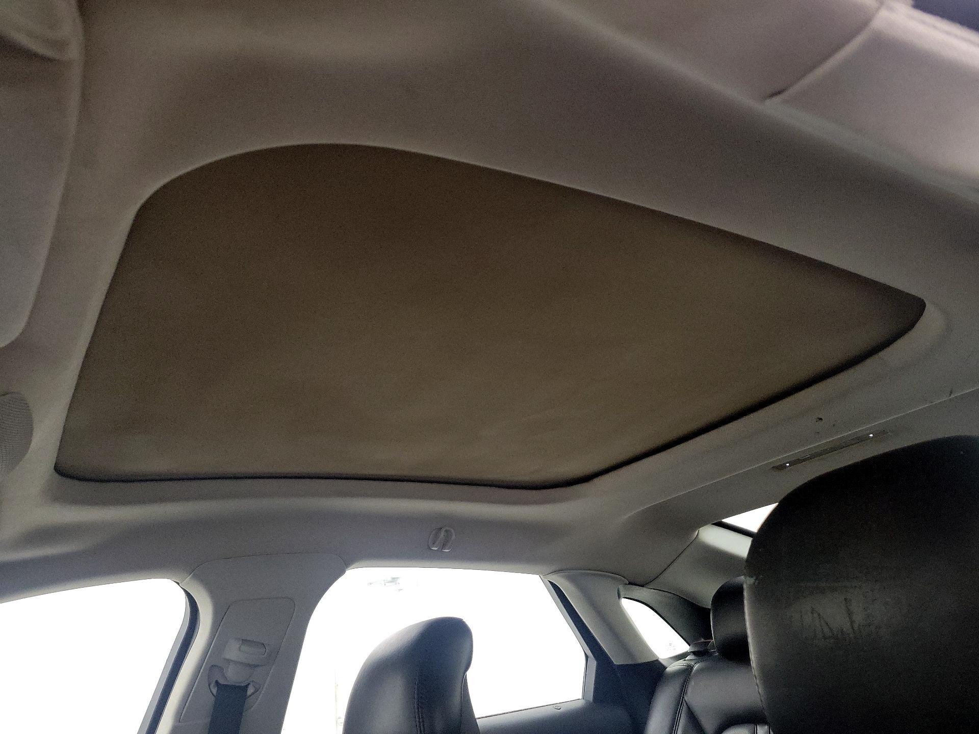 Thumbnail: 2015 Lincoln MKZ - 19