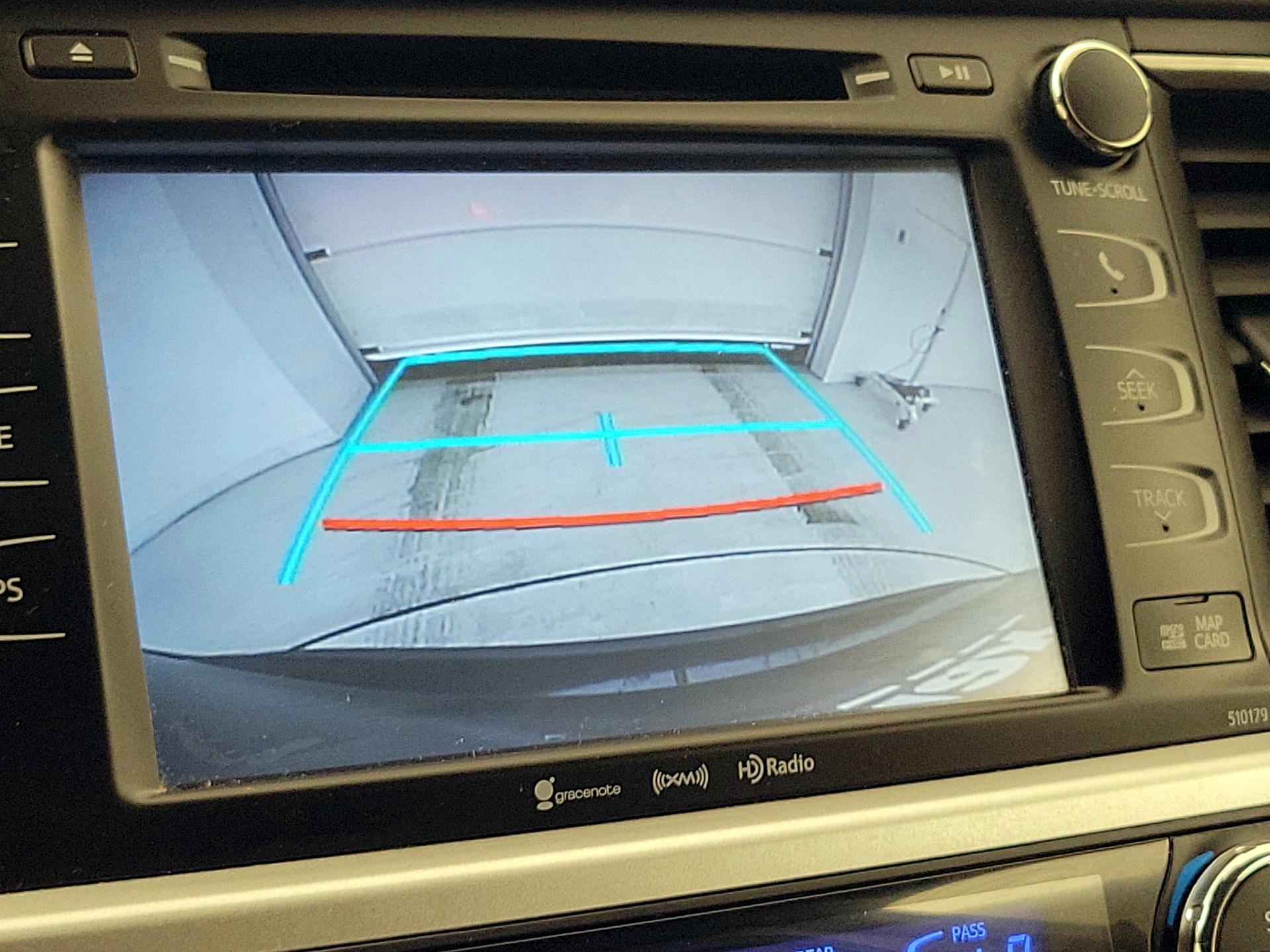 Thumbnail: 2017 Toyota Highlander - 15