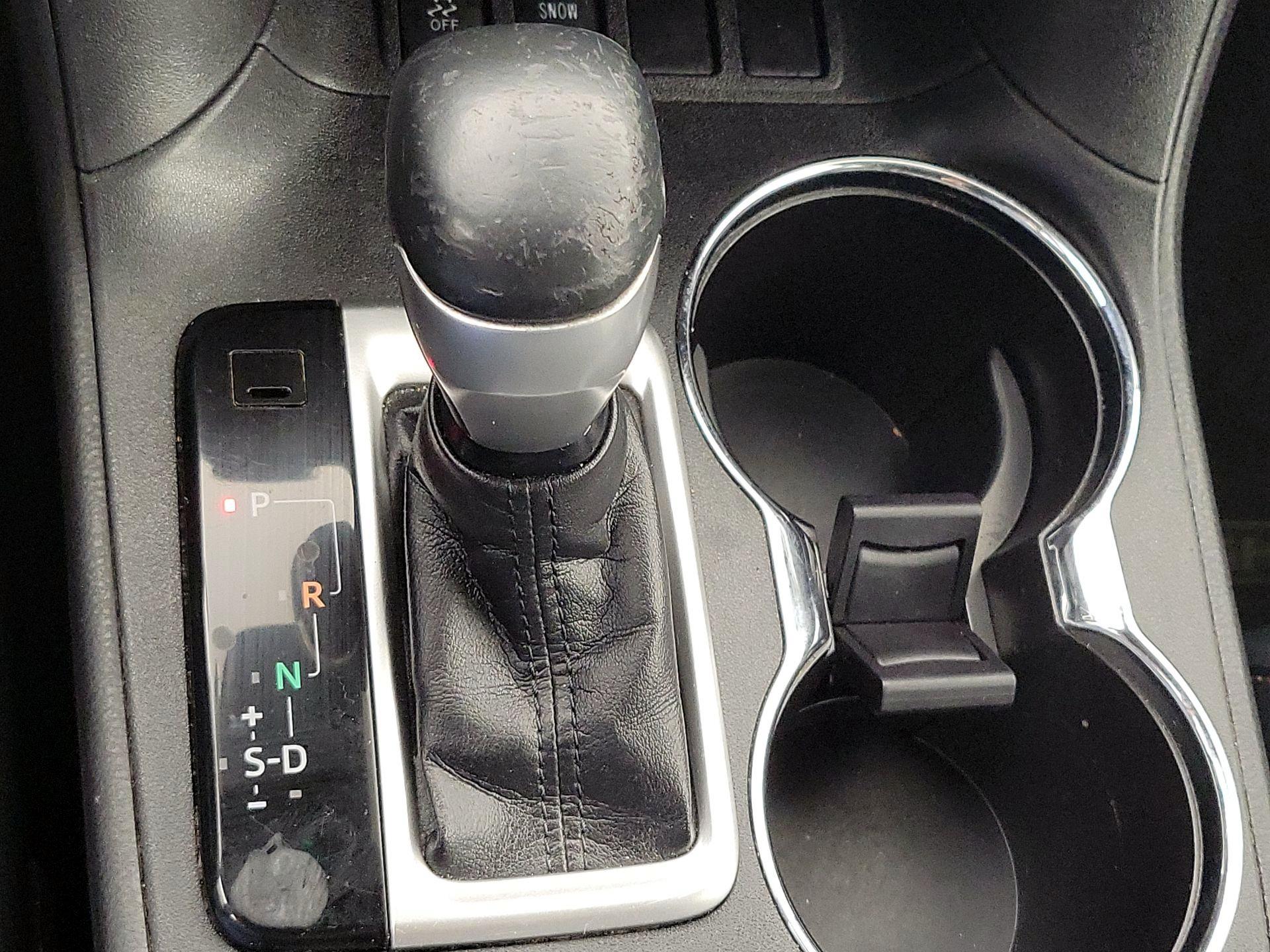 Thumbnail: 2017 Toyota Highlander - 18