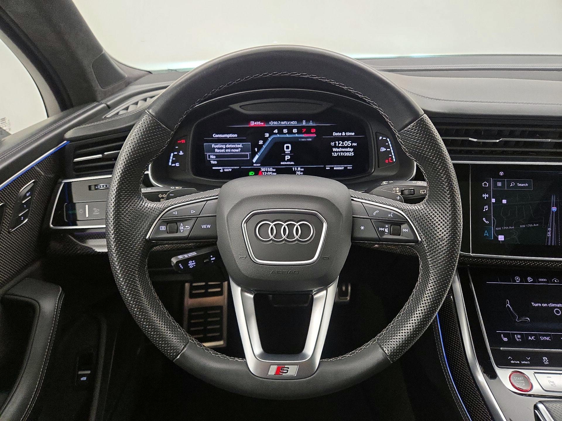 Thumbnail: 2021 Audi SQ7 - 10