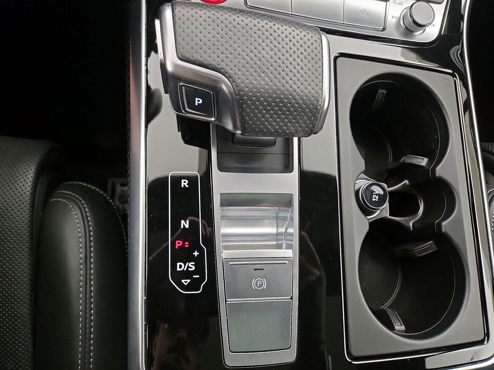 Thumbnail: 2021 Audi SQ7 - 18