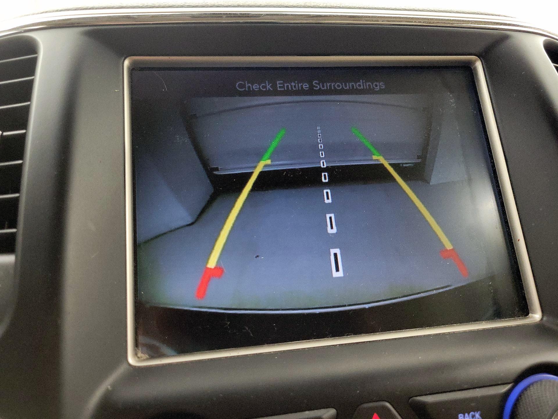 Thumbnail: 2016 Jeep Grand Cherokee - 15