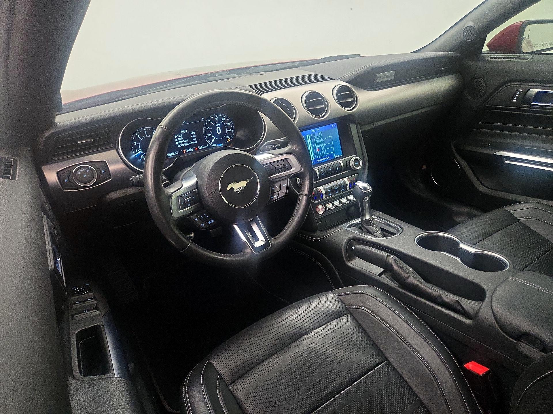 Thumbnail: 2022 Ford Mustang - 9