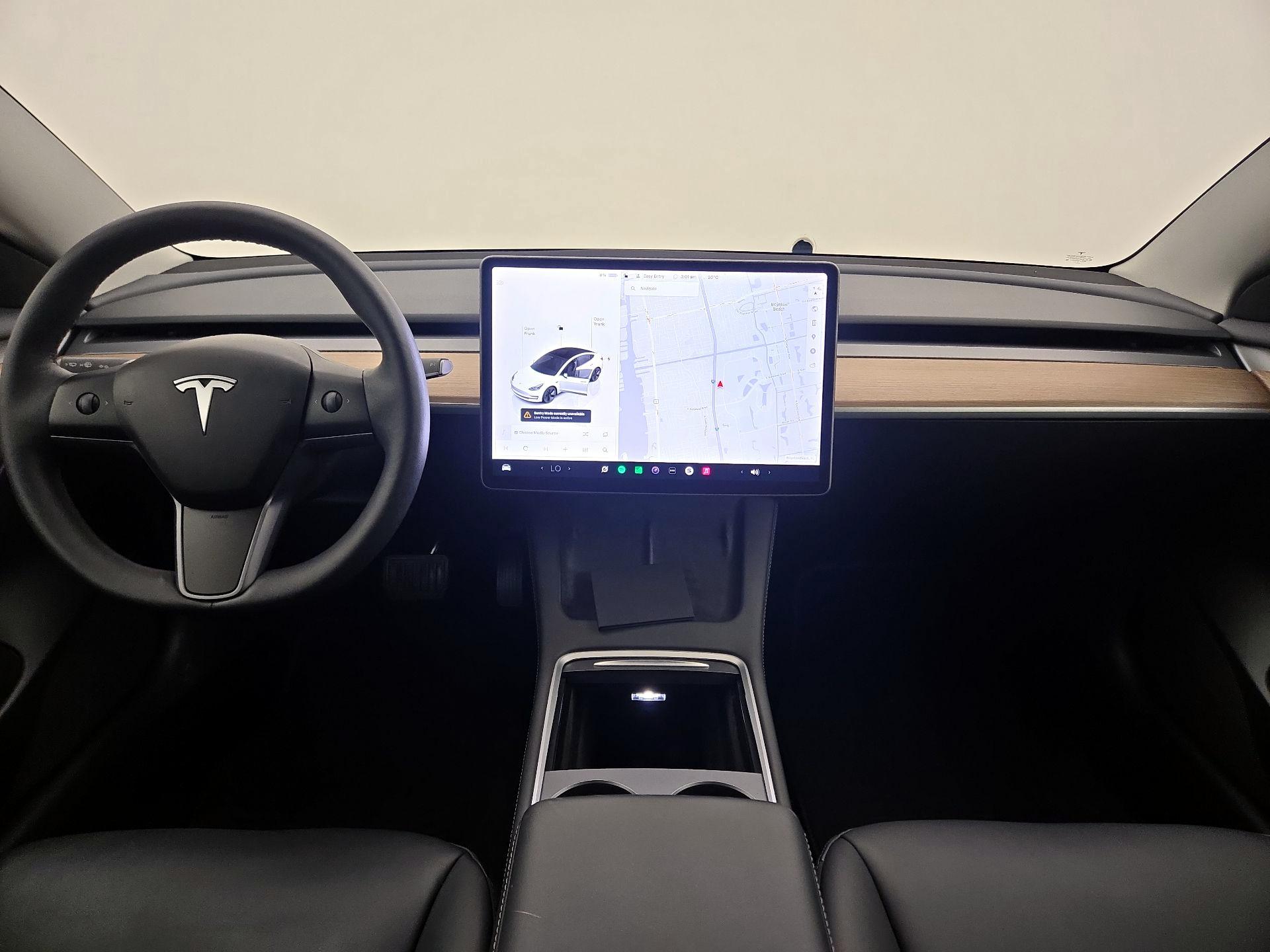 Thumbnail: 2023 Tesla Model 3 - 9