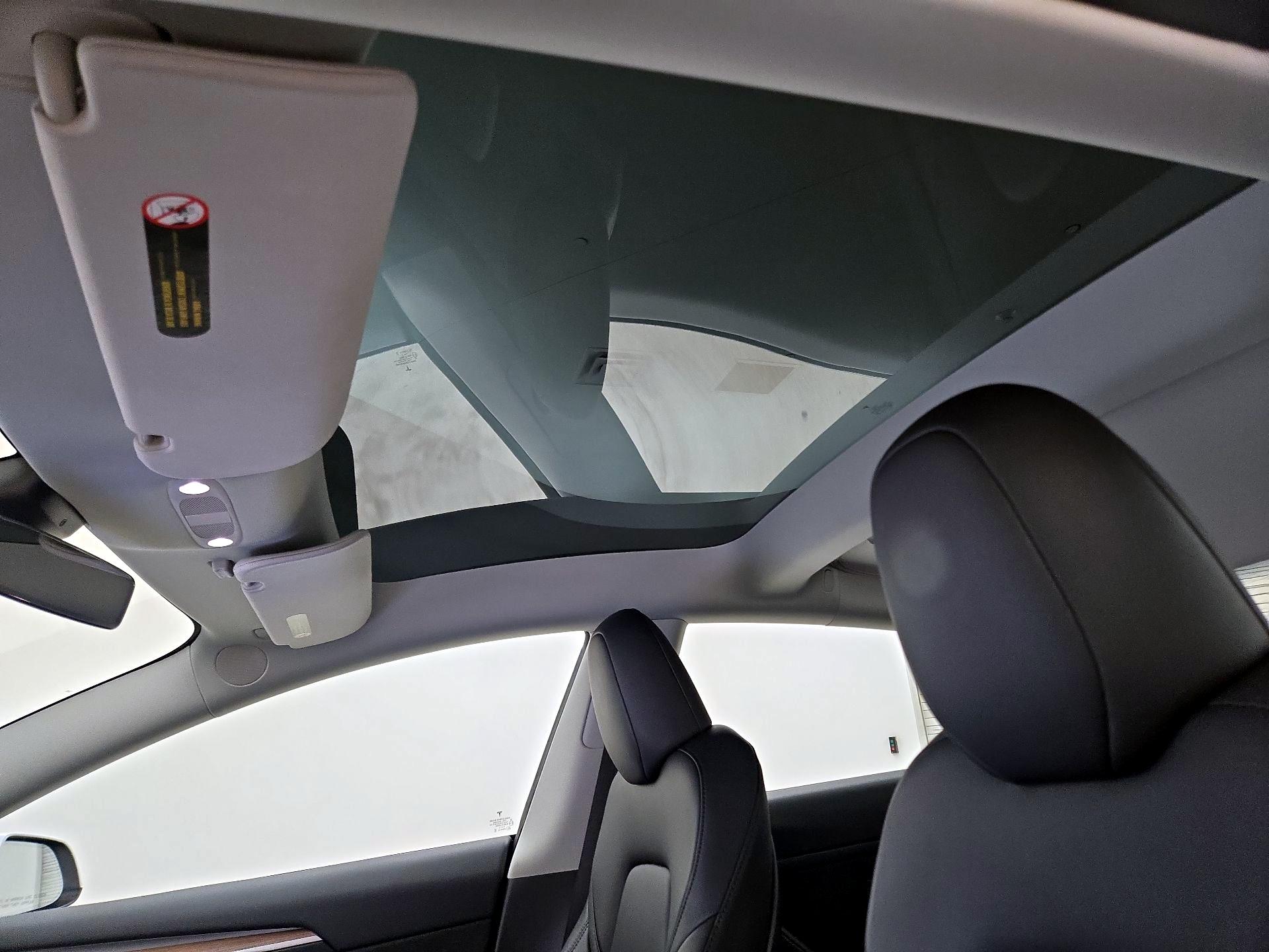 Thumbnail: 2023 Tesla Model 3 - 19