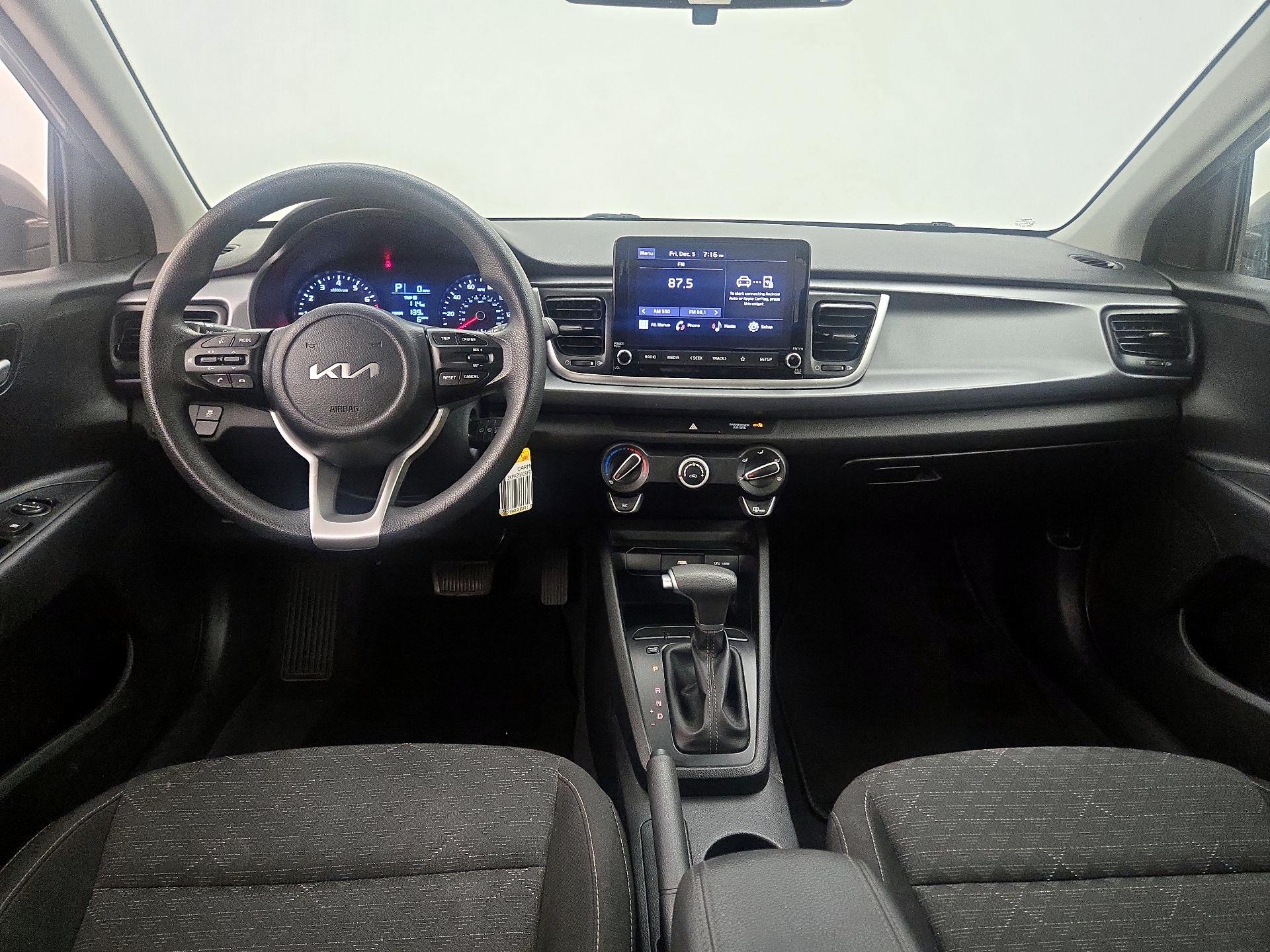 Thumbnail: 2023 Kia Rio - 9