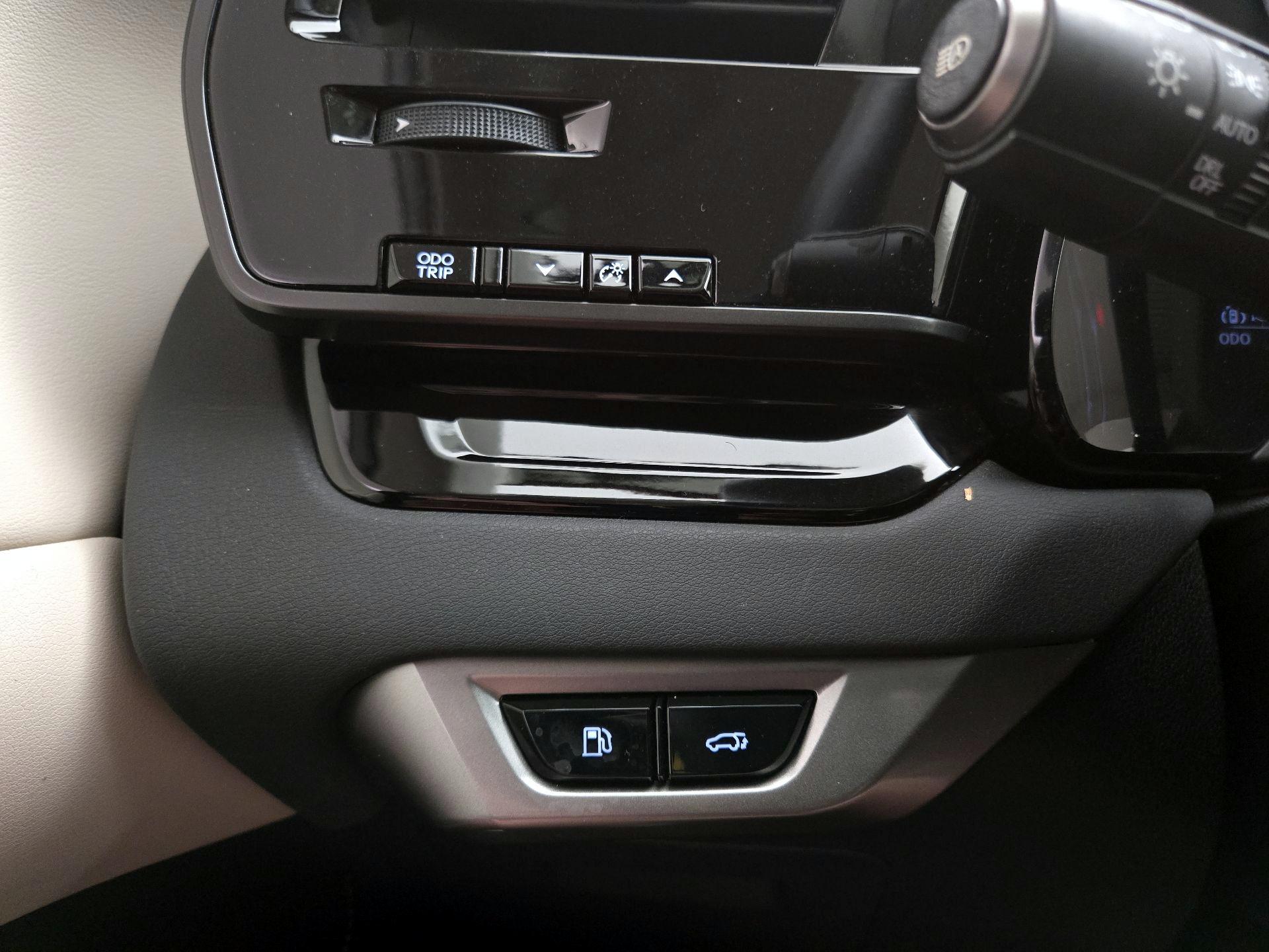 Thumbnail: 2023 Lexus RX - 13