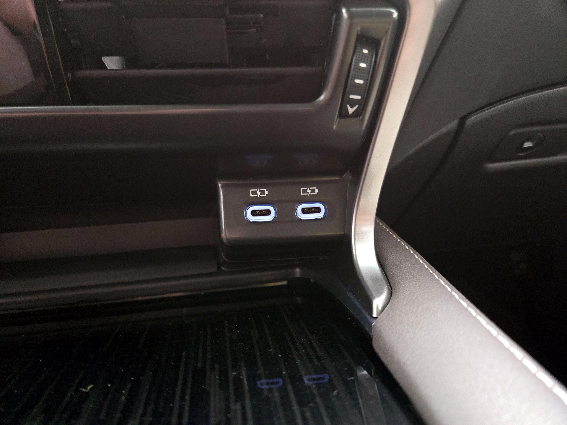 Thumbnail: 2023 Lexus RX - 18