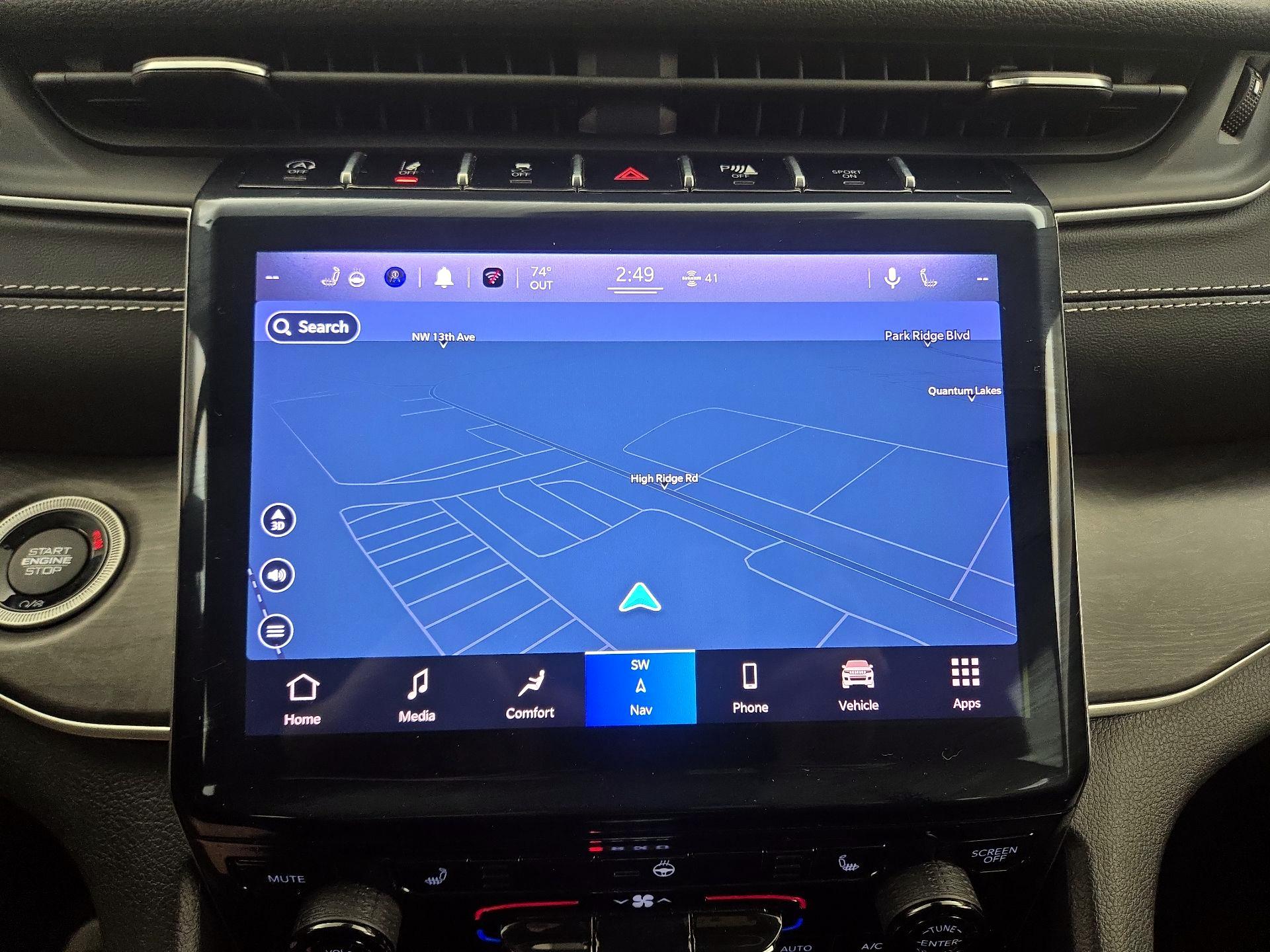 Thumbnail: 2022 Jeep Grand Cherokee - 14