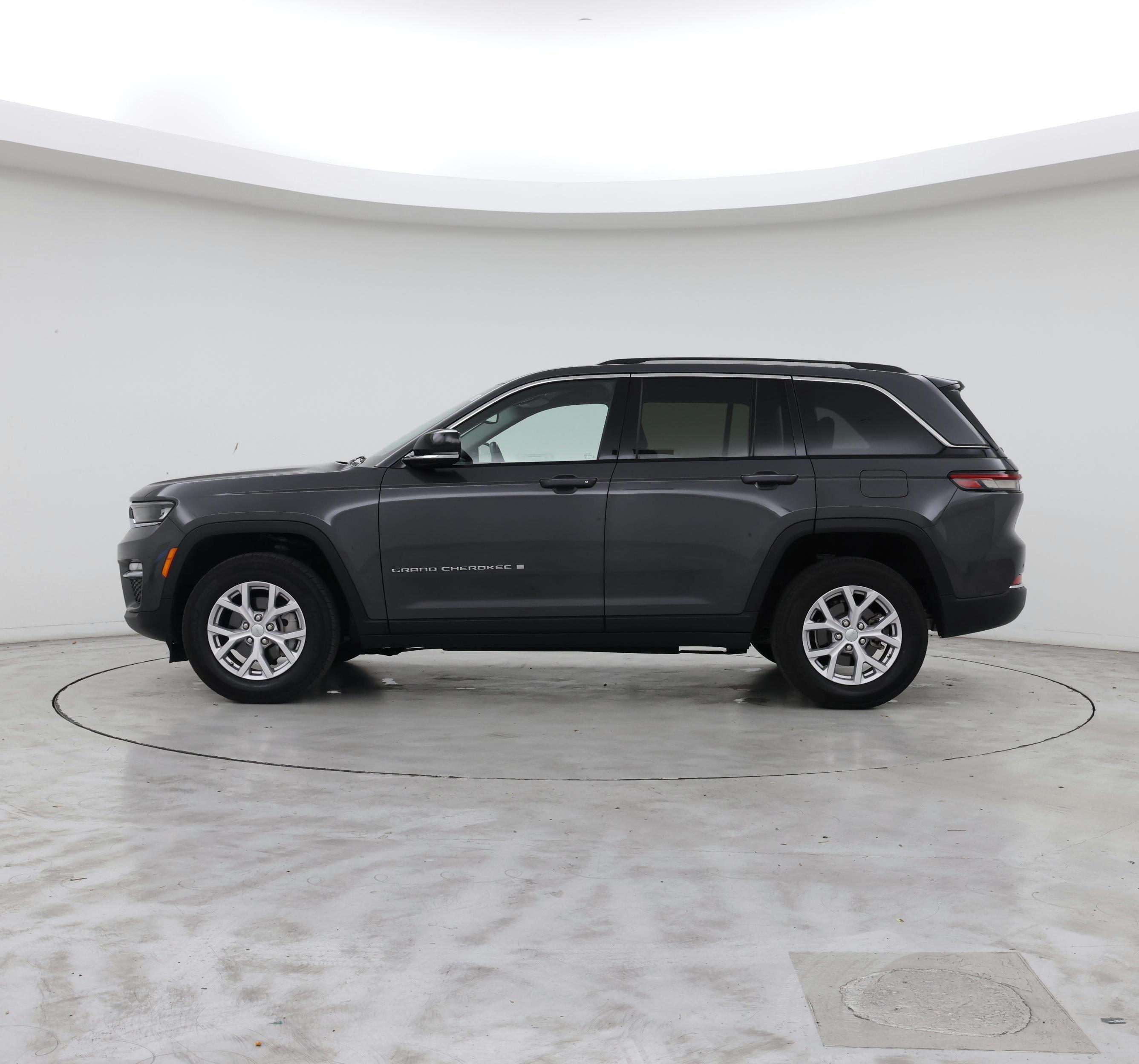 Thumbnail: 2022 Jeep Grand Cherokee - 3